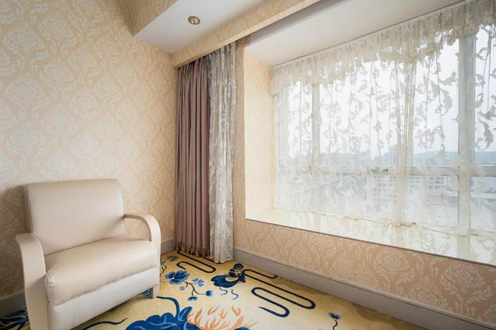 Vienna Hotel Guangdong Zhuhai Mingzhu Station Guozheng