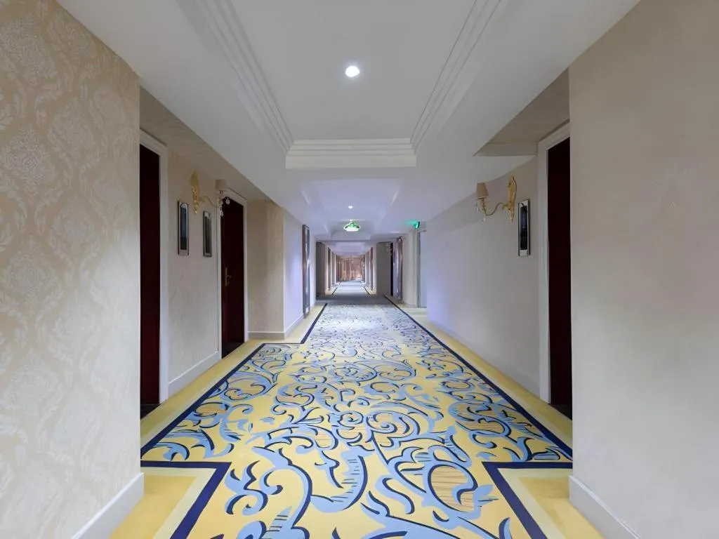 Vienna Hotel Guangdong Zhuhai Mingzhu Station Guozheng