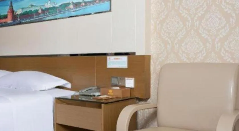 Bed in Vienna Hotel Guangdong Zhuhai Mingzhu Station Guozheng