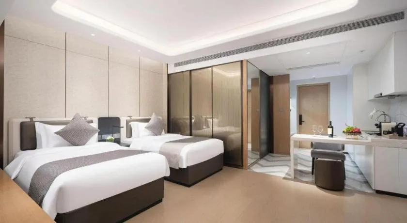 Bed in Shenzhen Cloud Park Manhattan Hotel