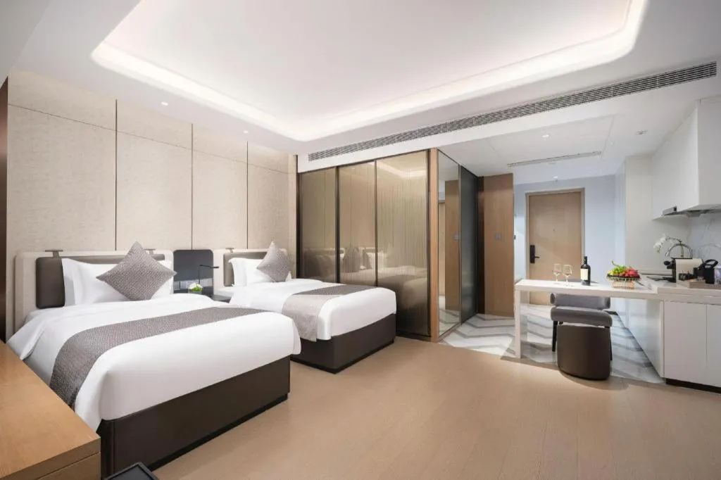 Bed in Shenzhen Cloud Park Manhattan Hotel