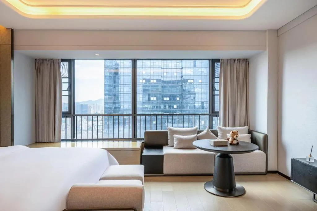 Bed in Shenzhen Cloud Park Manhattan Hotel