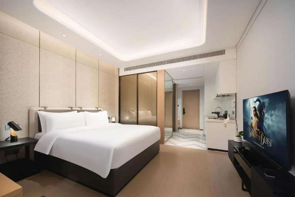 Bed in Shenzhen Cloud Park Manhattan Hotel