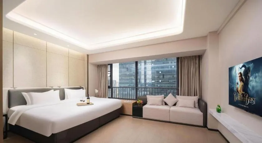 Bed in Shenzhen Cloud Park Manhattan Hotel