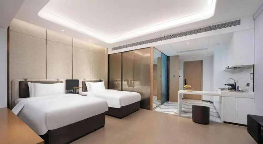 Bed in Shenzhen Cloud Park Manhattan Hotel