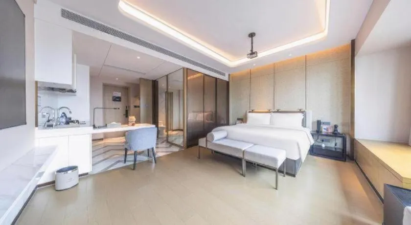 Bed in Shenzhen Cloud Park Manhattan Hotel