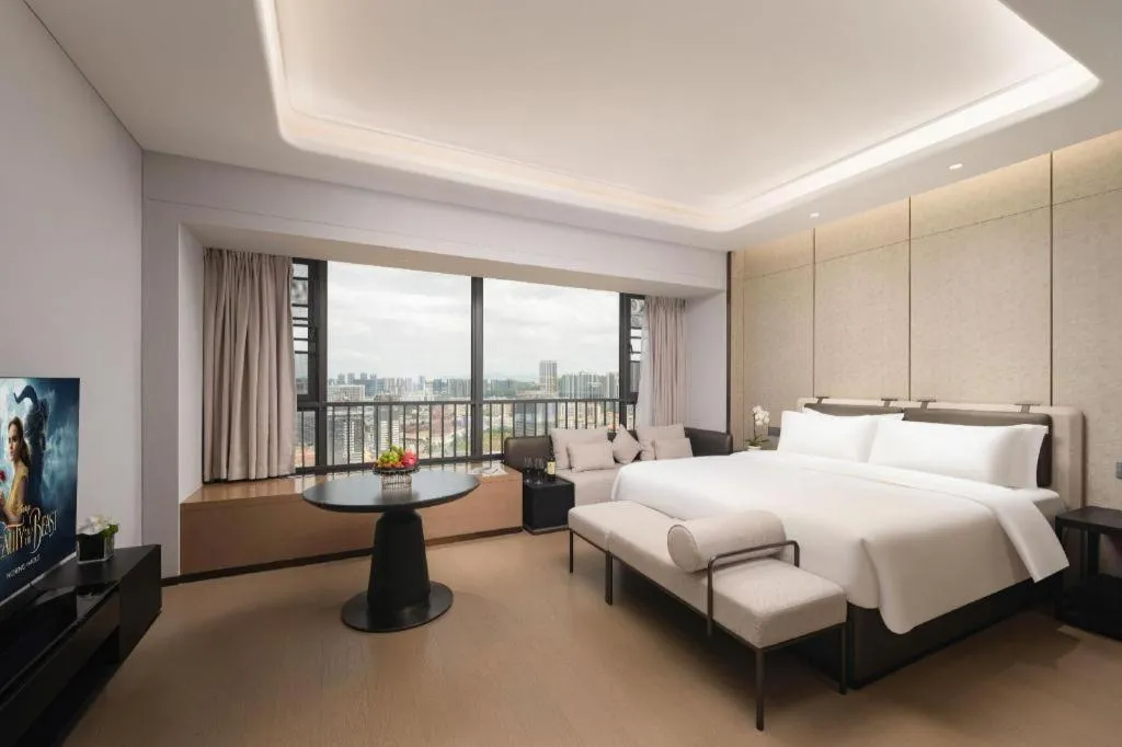 Bed in Shenzhen Cloud Park Manhattan Hotel