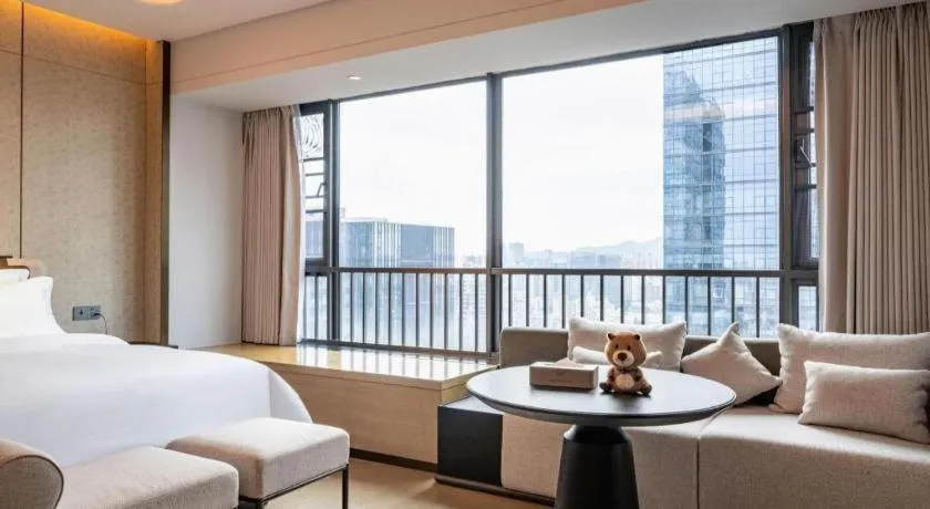 Bed in Shenzhen Cloud Park Manhattan Hotel