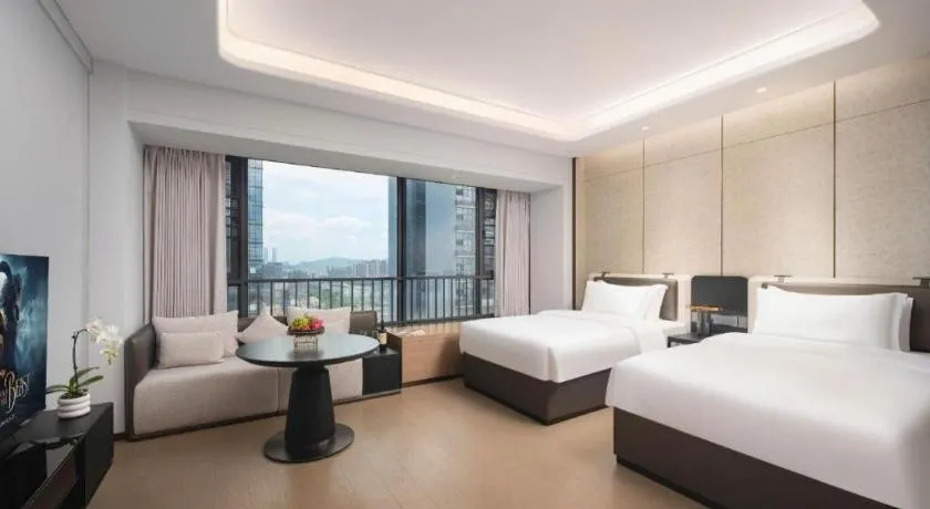 Bed in Shenzhen Cloud Park Manhattan Hotel