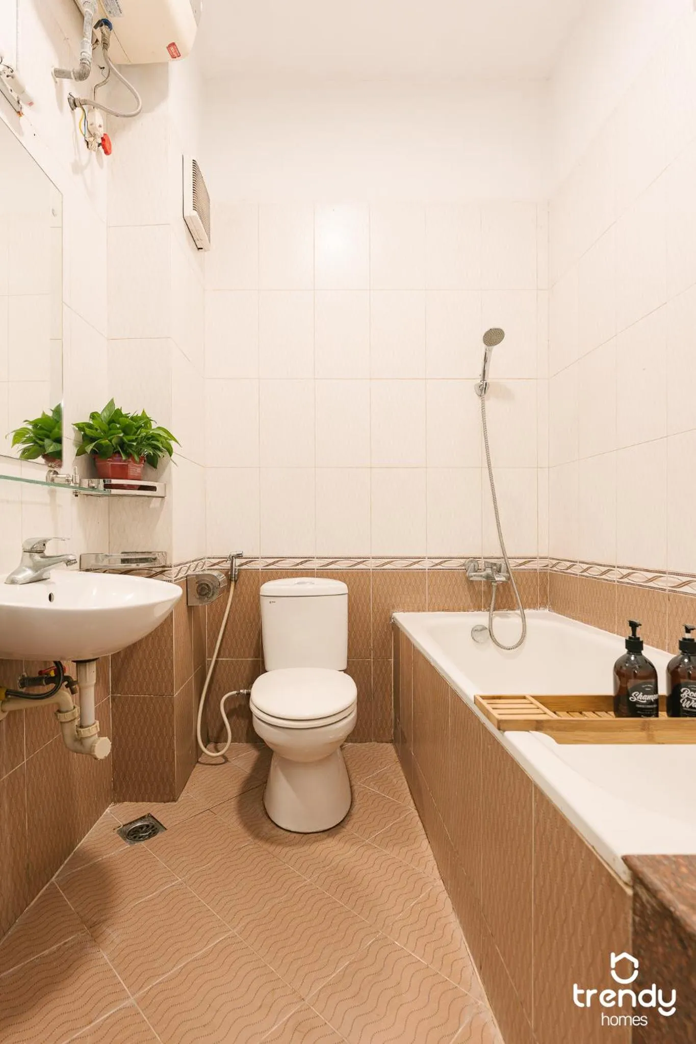 Bathroom in OH Trendy homes Hoan Kiem PNL1