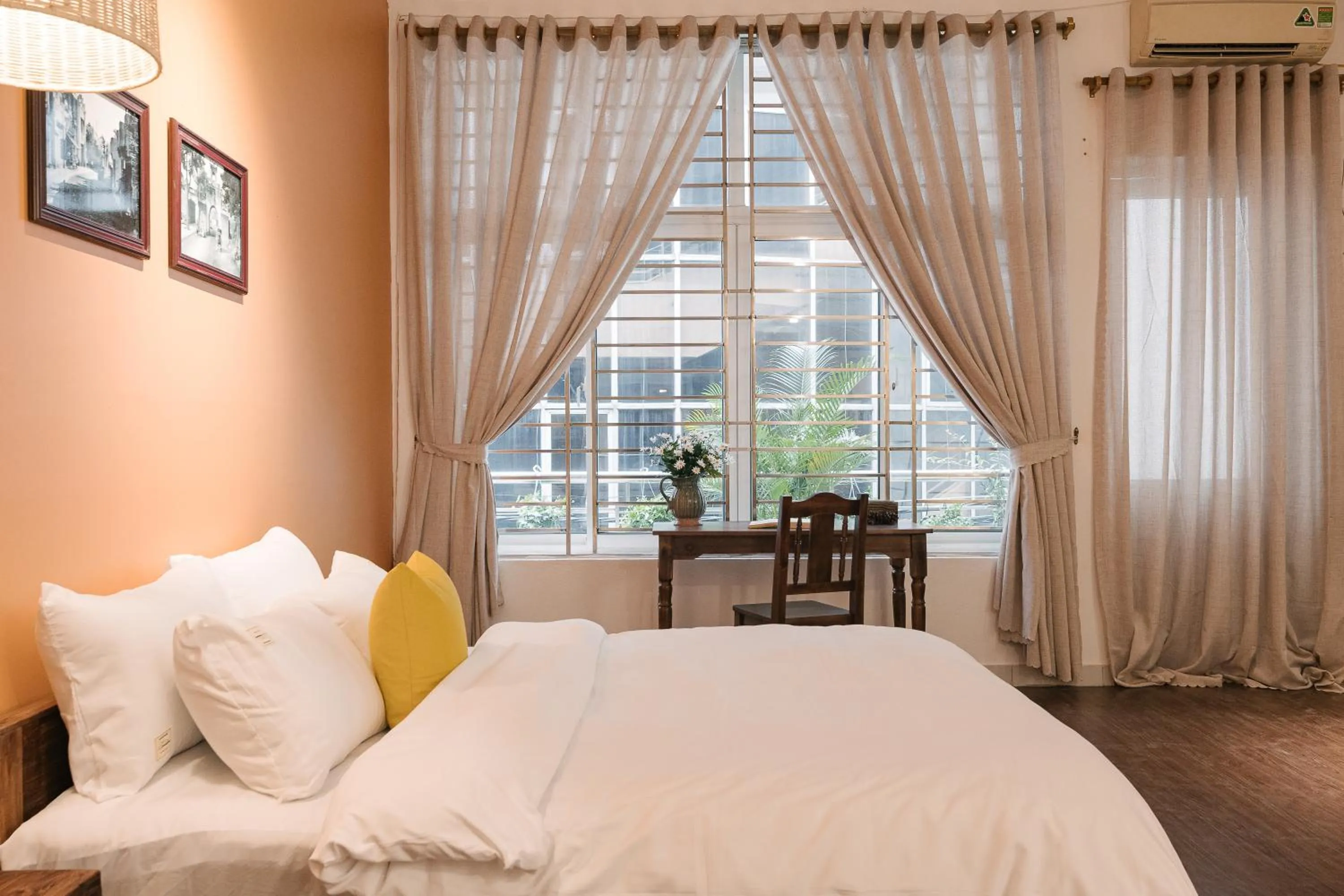 Bed in OH Trendy homes Hoan Kiem PNL1