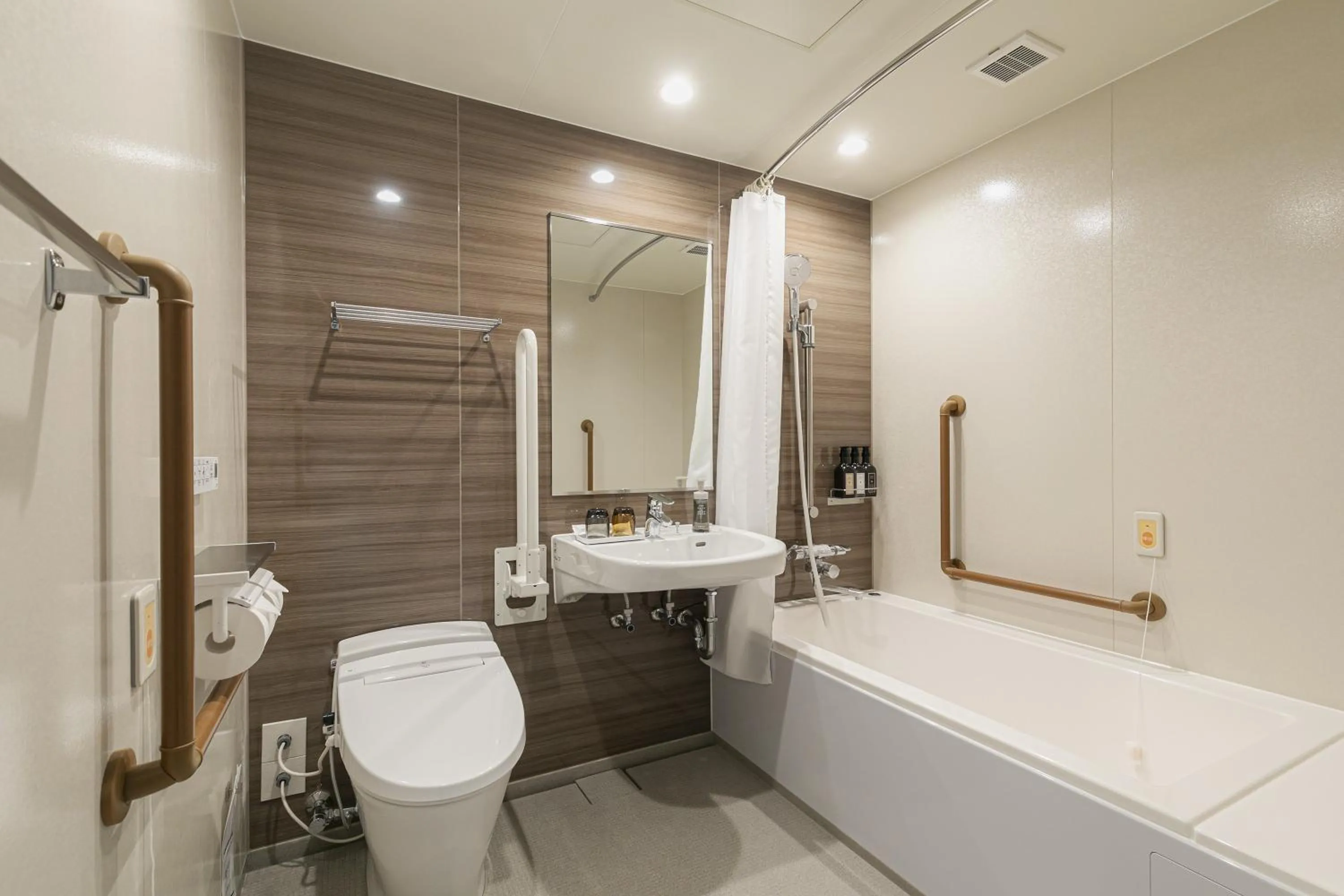 Shower in Shimanami PRIME HOTEL IMABARI