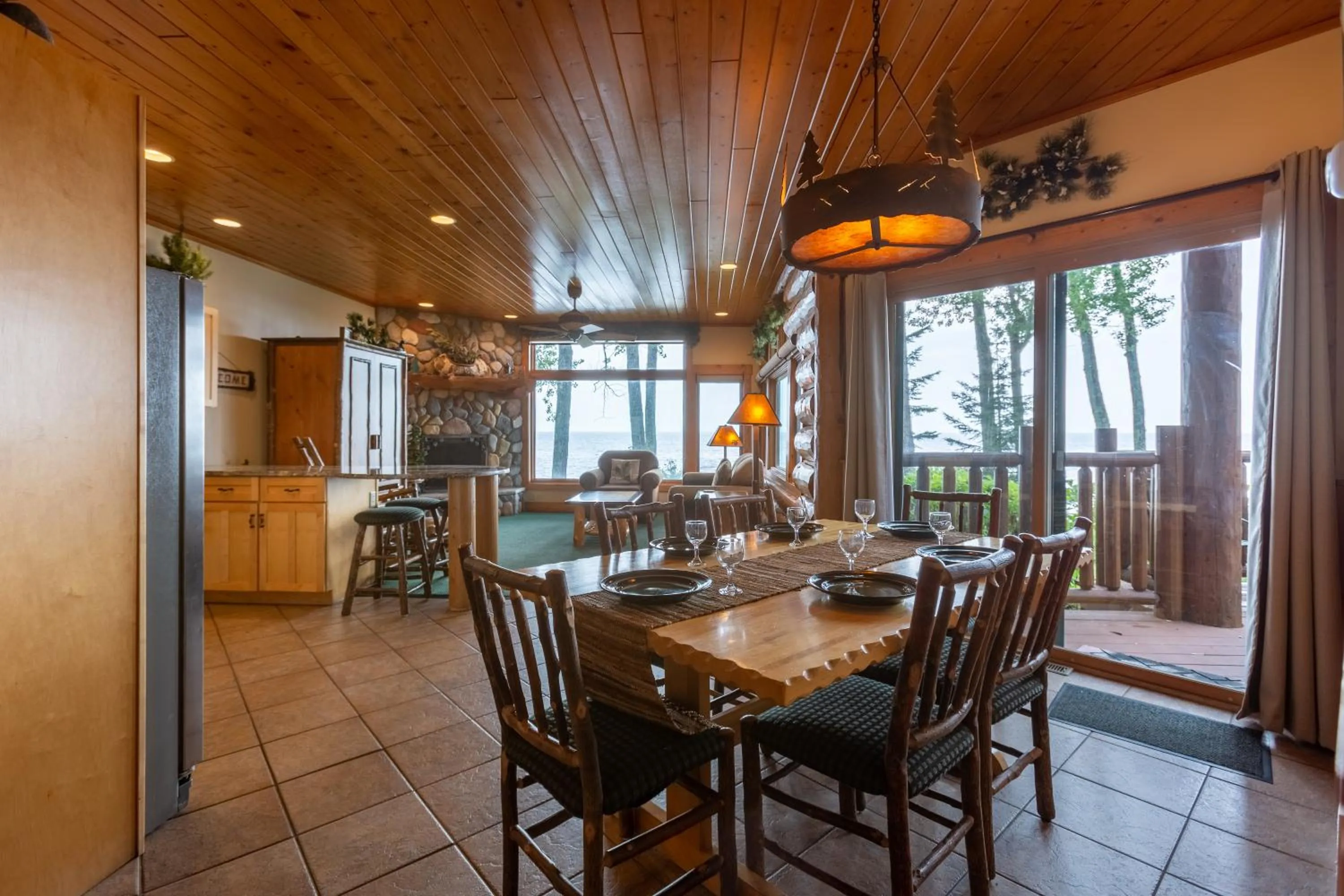 Dining area in Grand Superior Lodge