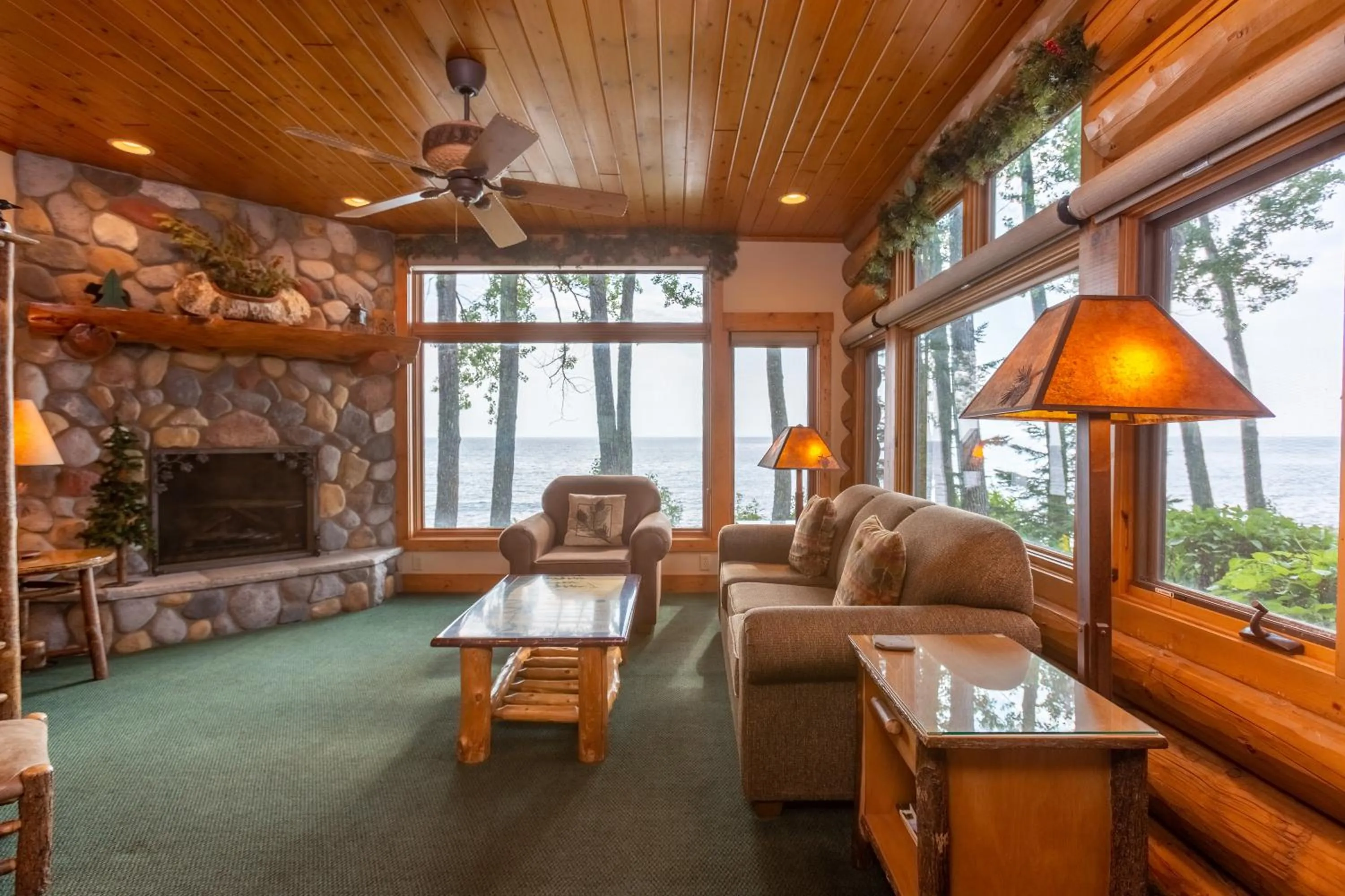 Living room in Grand Superior Lodge
