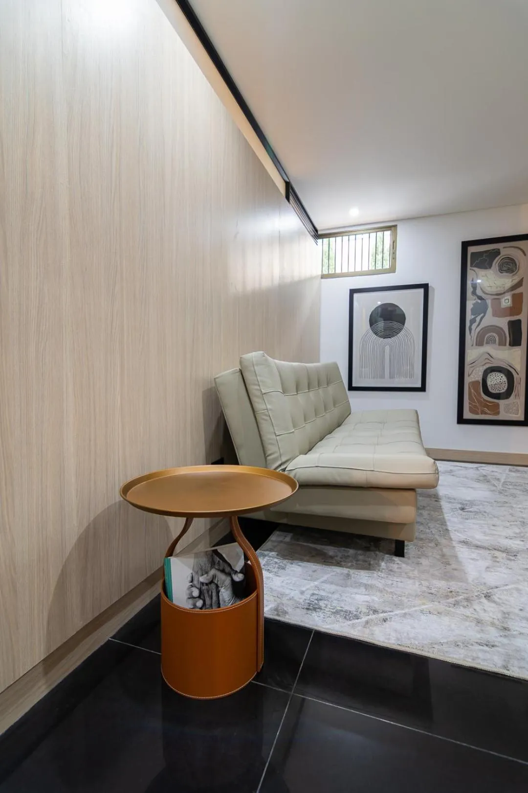 Living room, Bed in Hotel Zona A