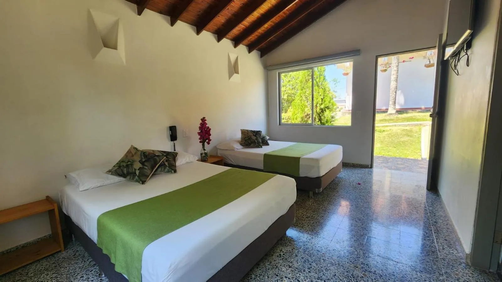 Bed in Hotel Parador del Gitano