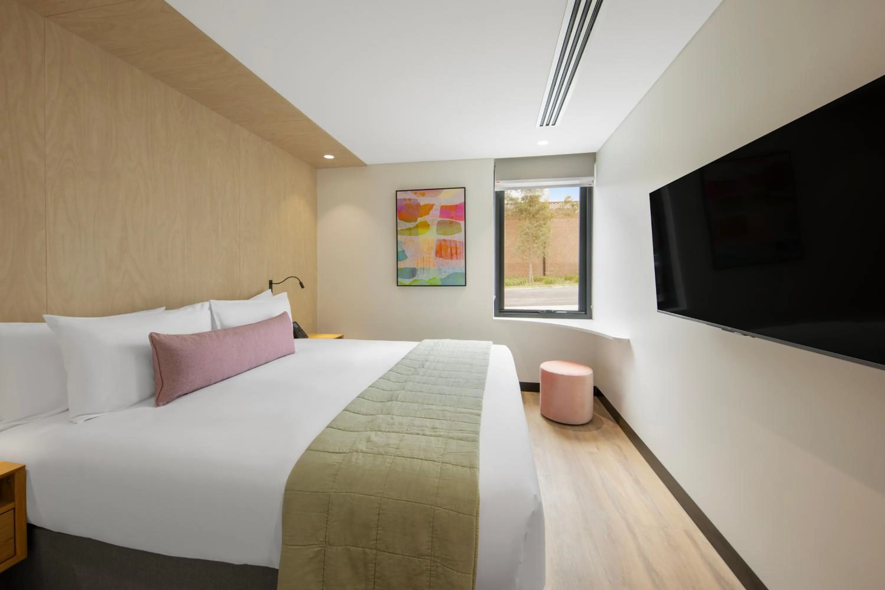 Property building, Bed in Haberfield Hotel