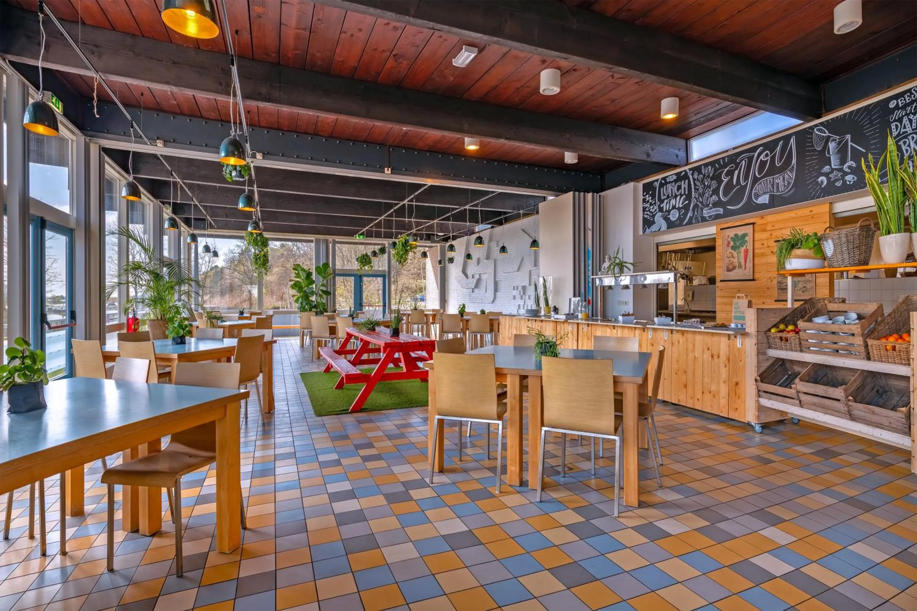 Restaurant/places to eat in Stayokay Hostel Noordwijk