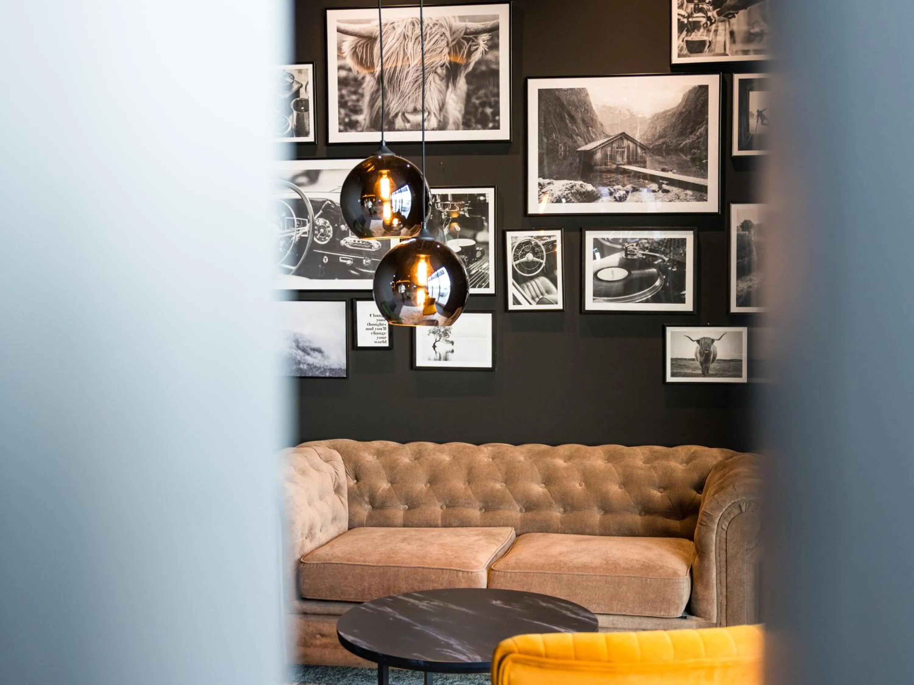 Lounge or bar in JustStay München Hotel & Apartments