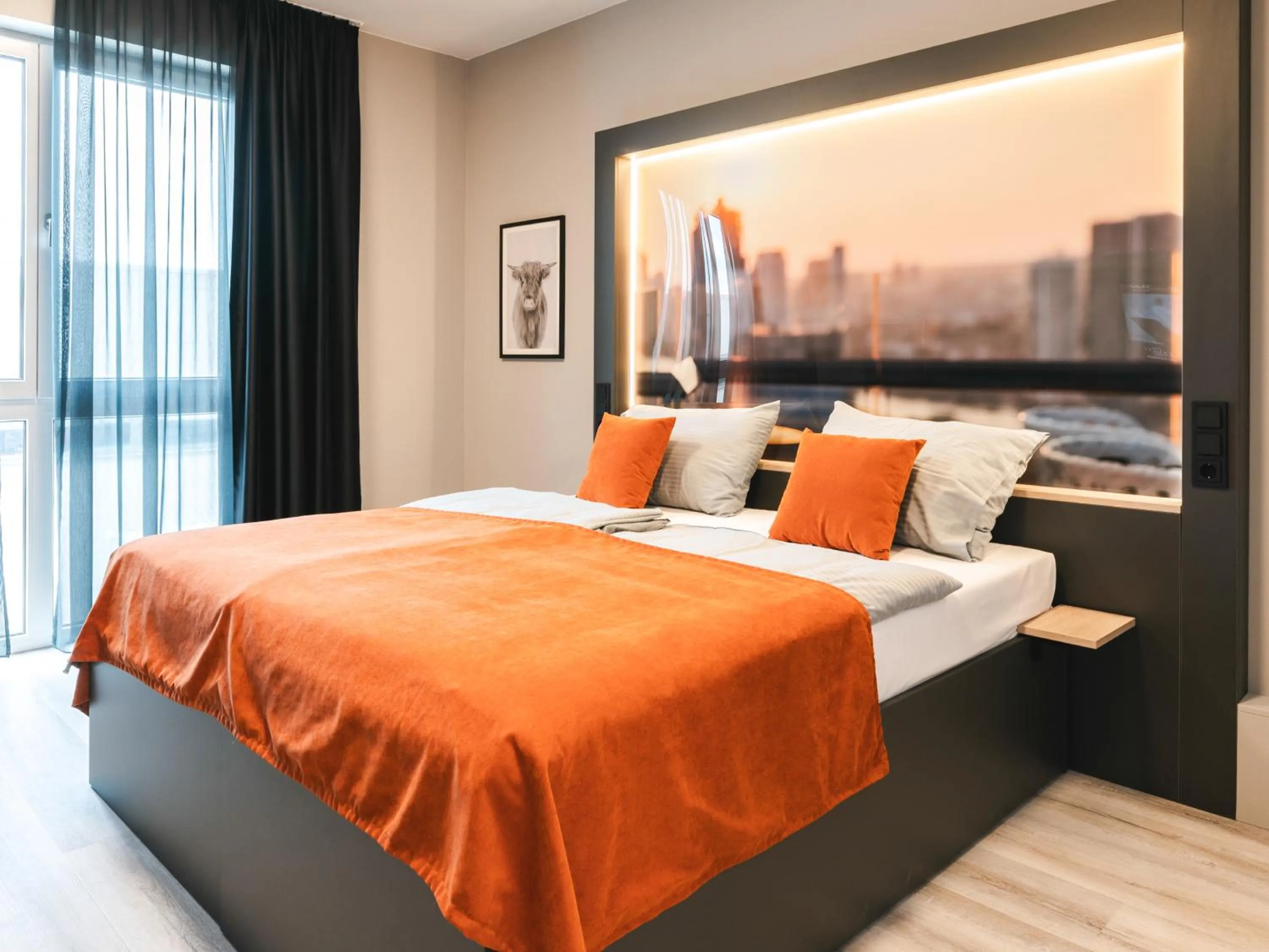 Bed in JustStay München Hotel & Apartments