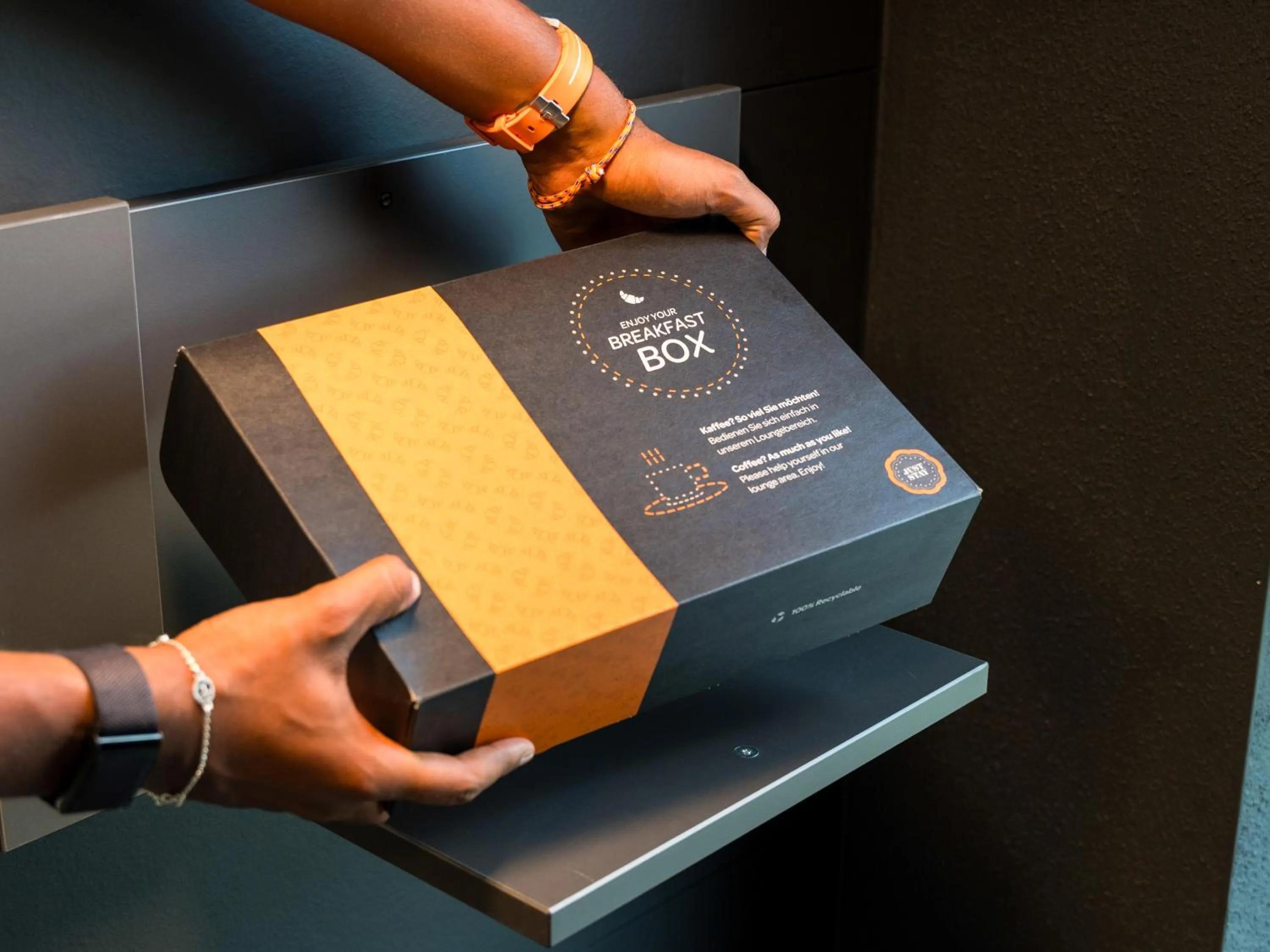 Breakfast in JustStay München Hotel & Apartments