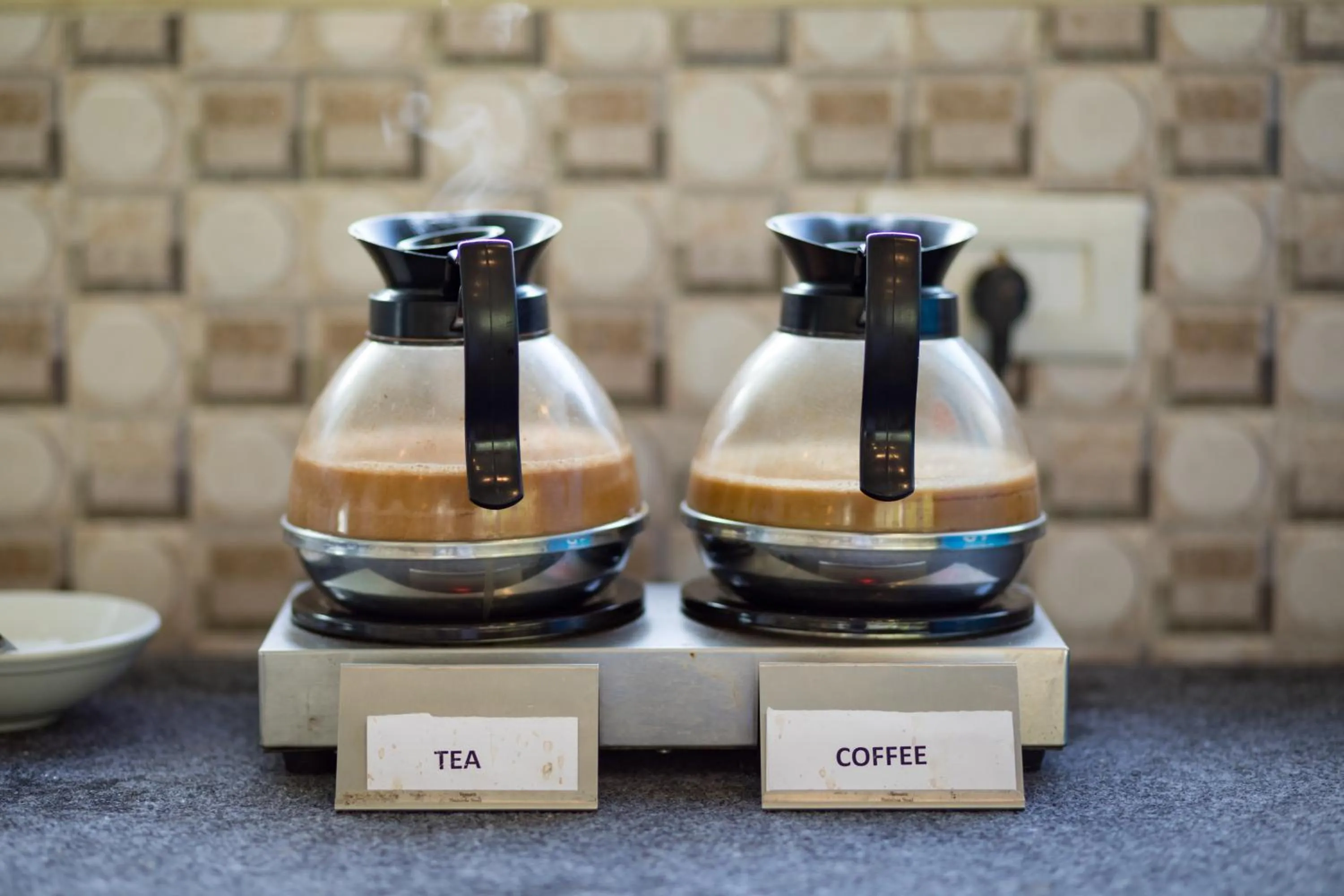 Coffee/tea facilities in Monsoon Grande