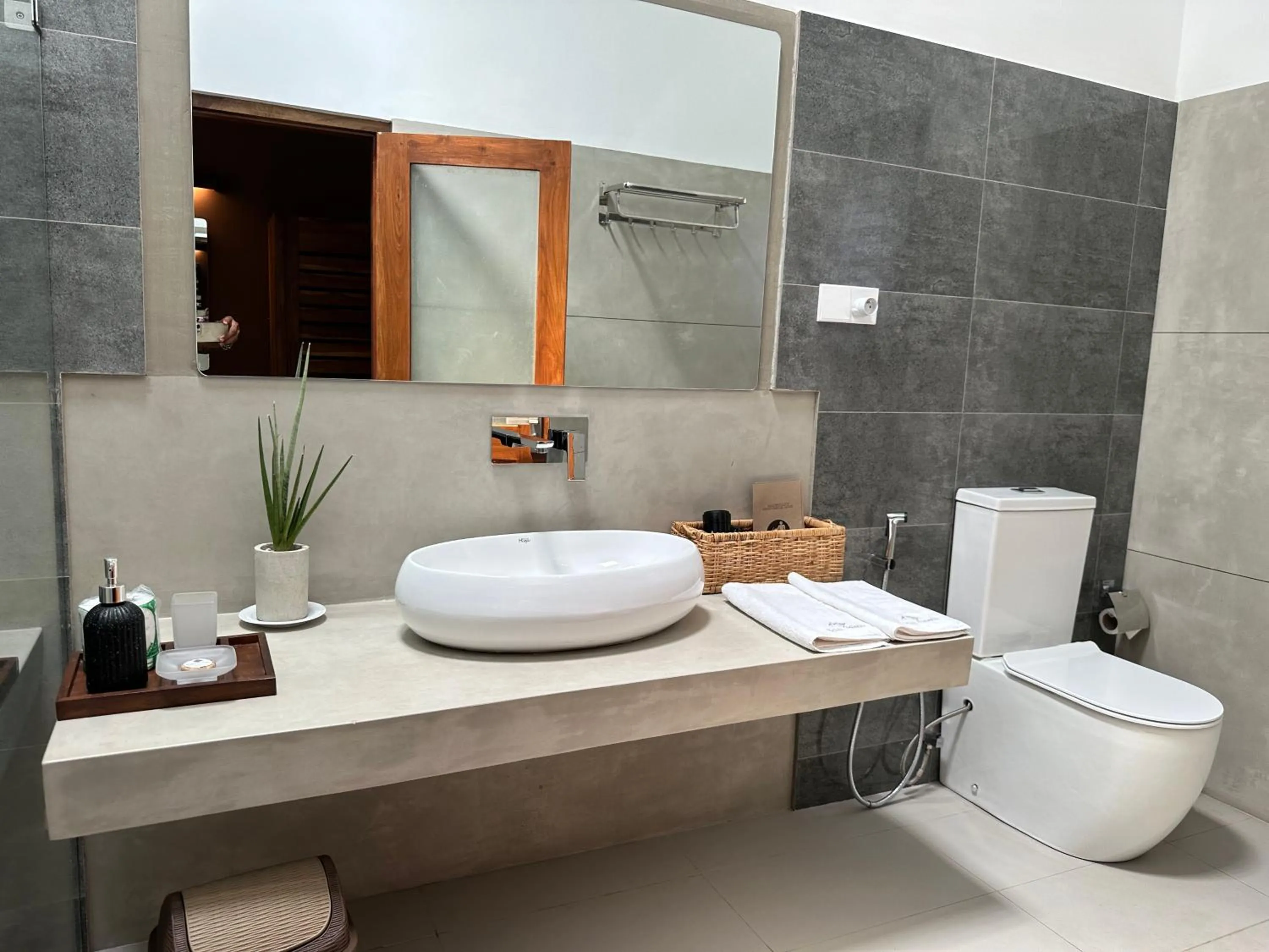 Shower in Hotel Heladiv