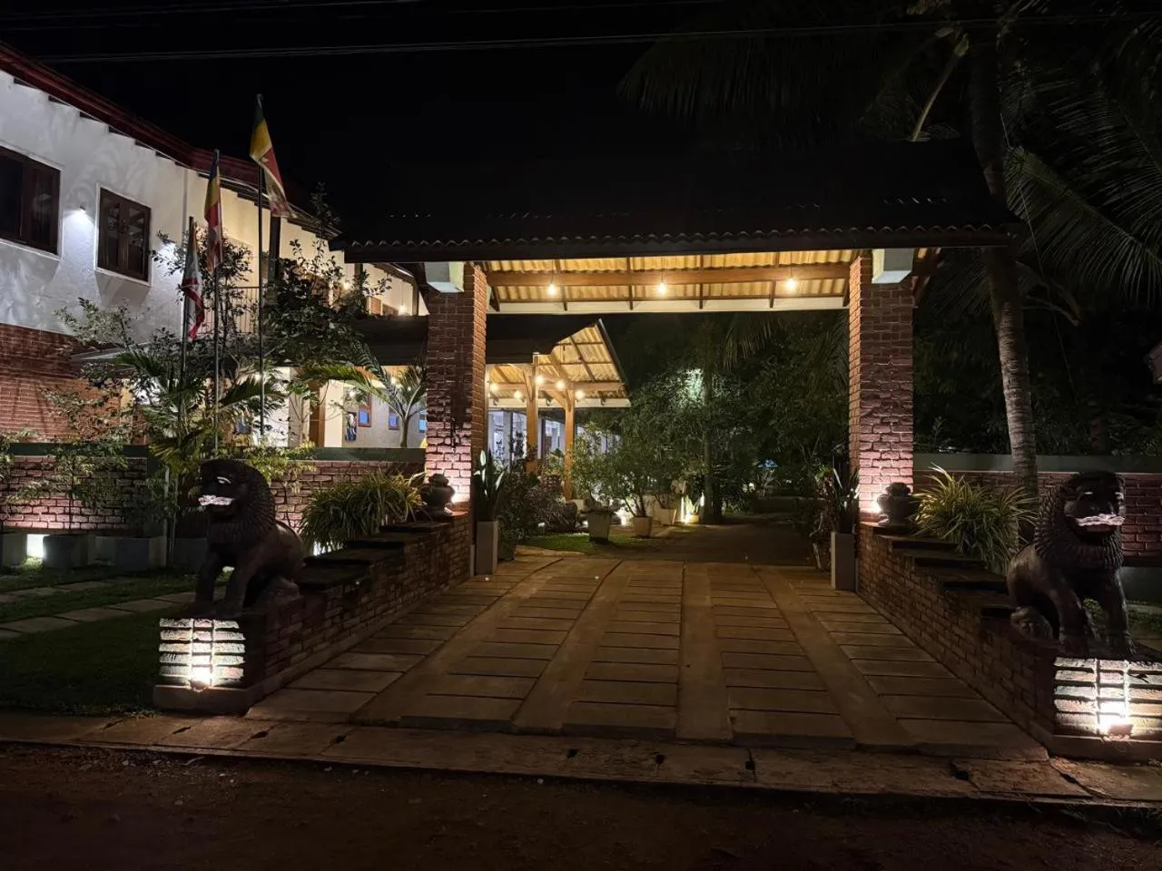 Property building in Hotel Heladiv