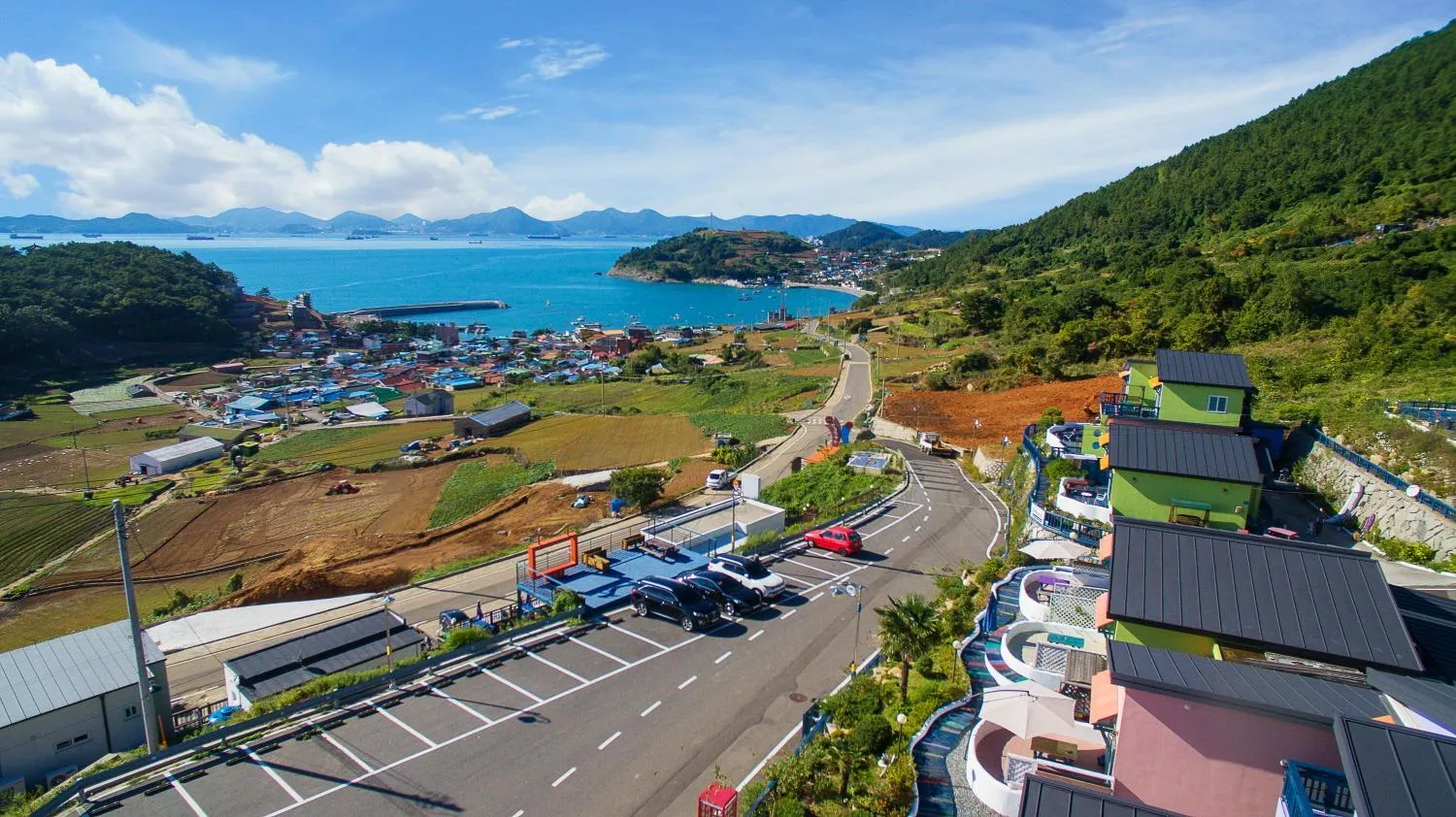 Property building in 13 Ohoo