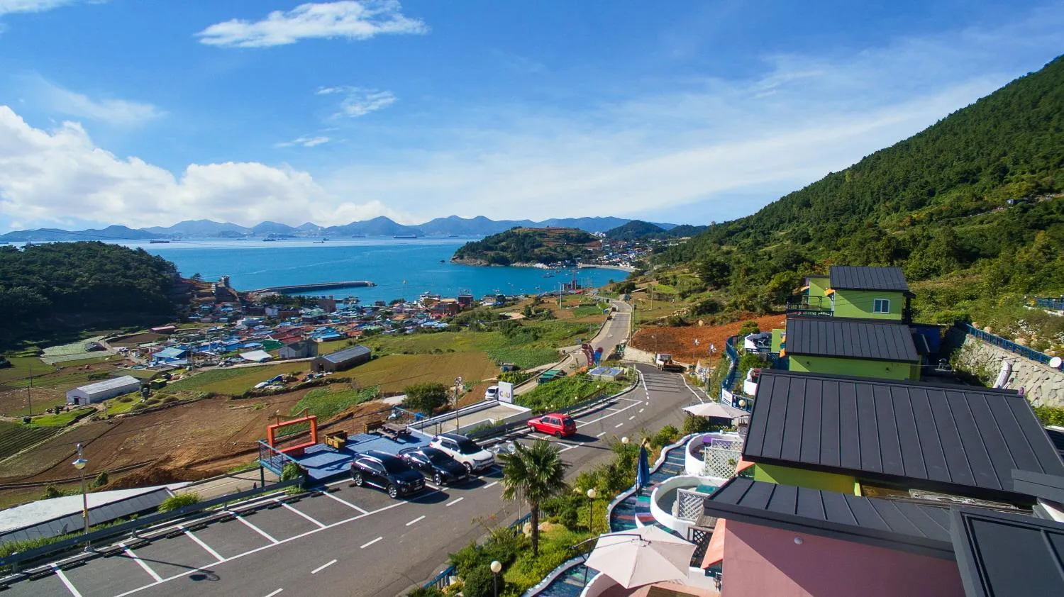 Property building in 13 Ohoo