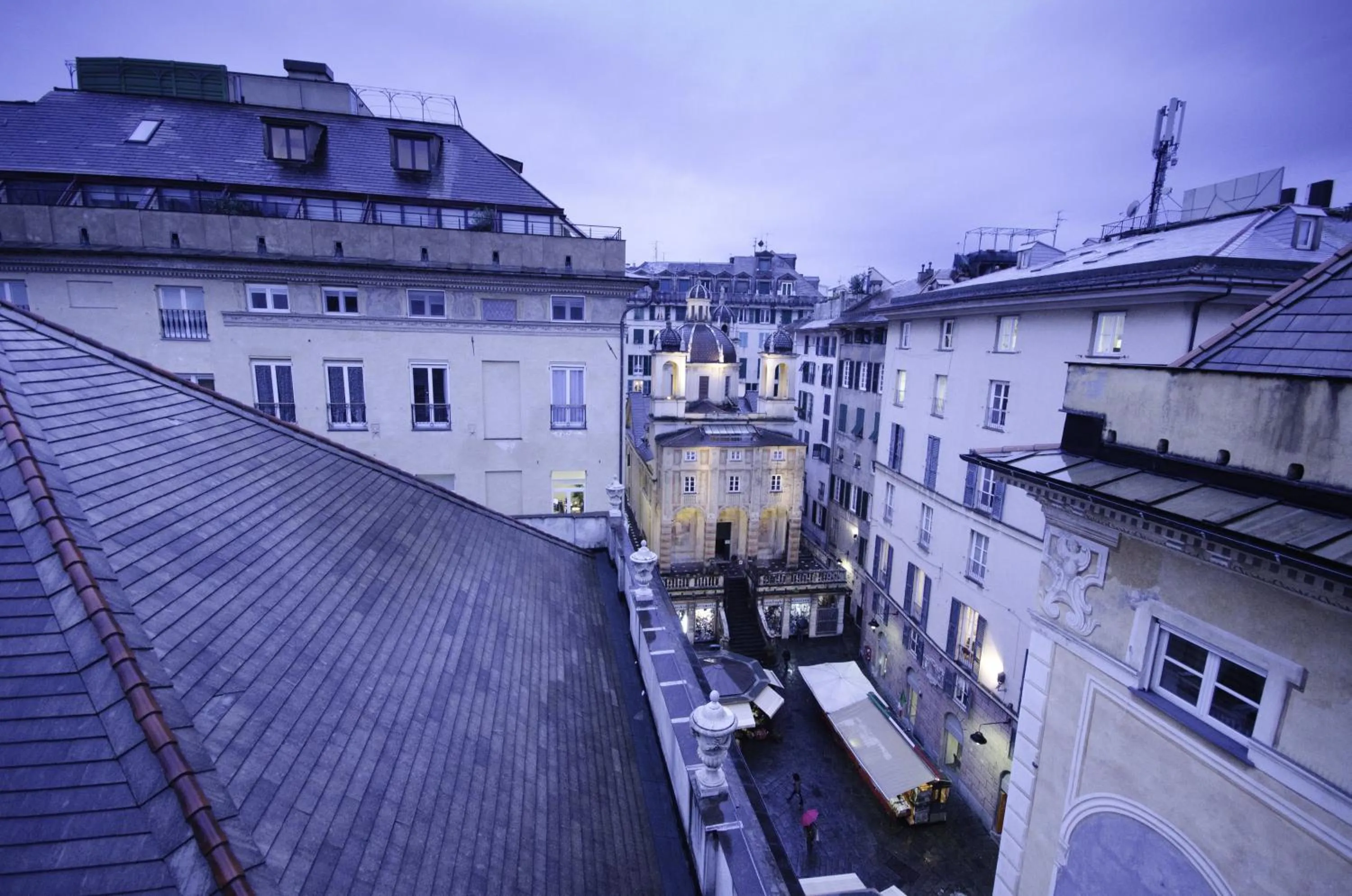 Landmark view in Genova Porto Antico Boutique Rooms