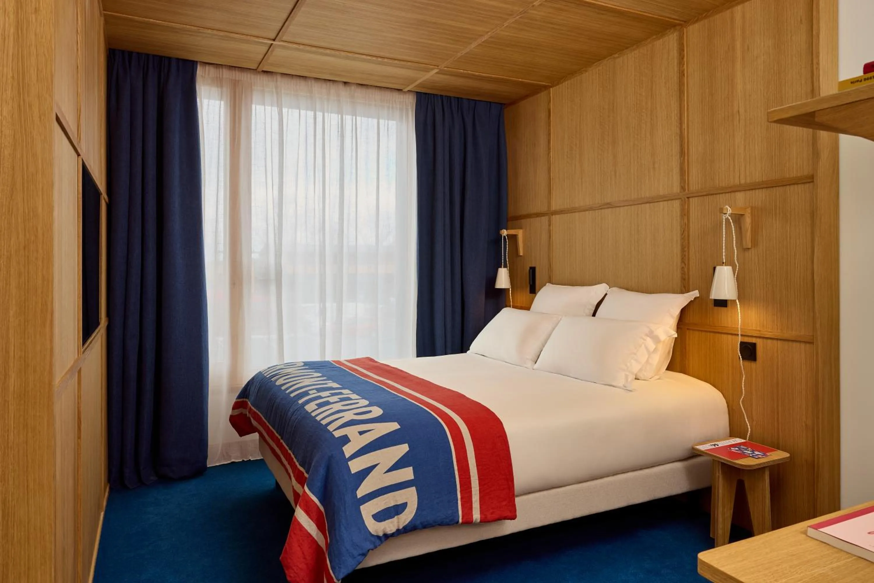 Bedroom, Bed in Grand Mess Clermont-Ferrand