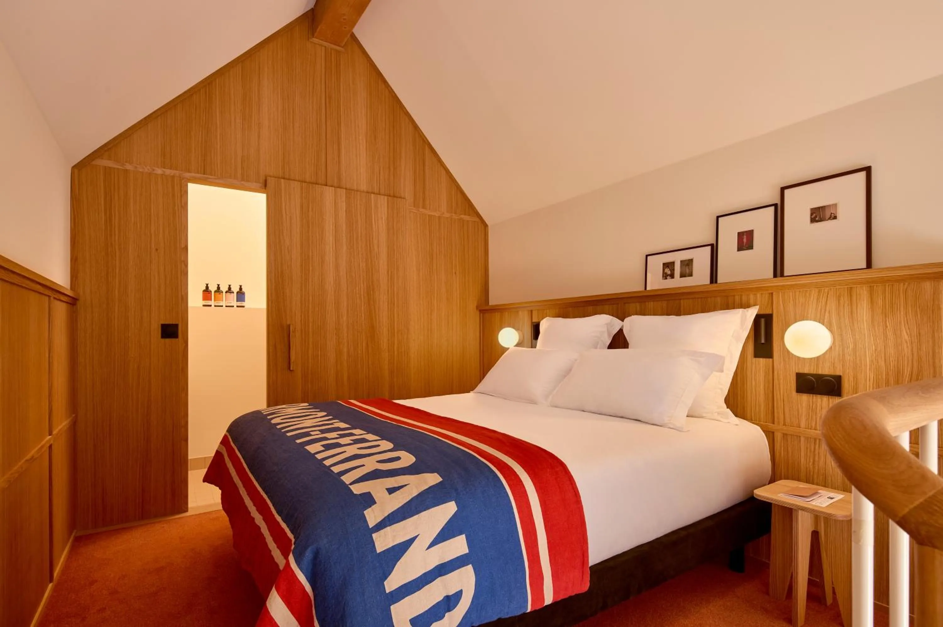 Bedroom, Bed in Grand Mess Clermont-Ferrand