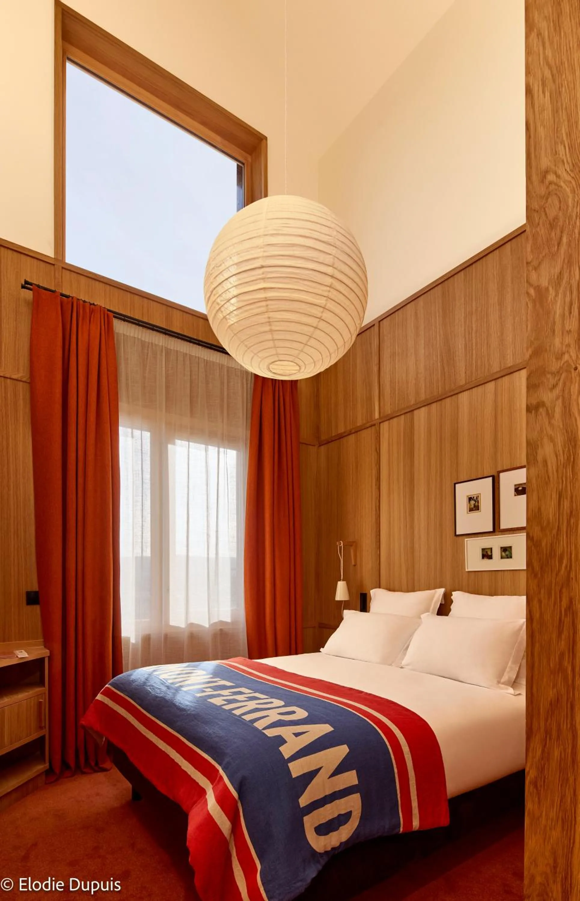 Bed in Grand Mess Clermont-Ferrand