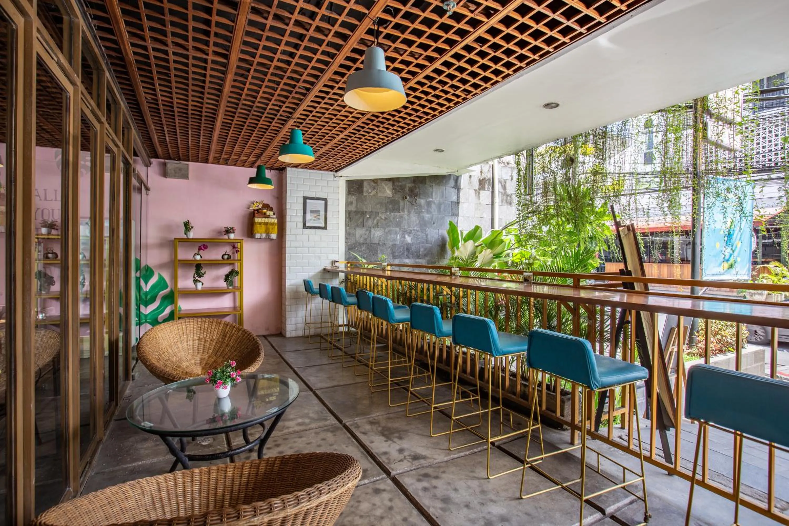 Restaurant/places to eat in Liberta Seminyak Hotel