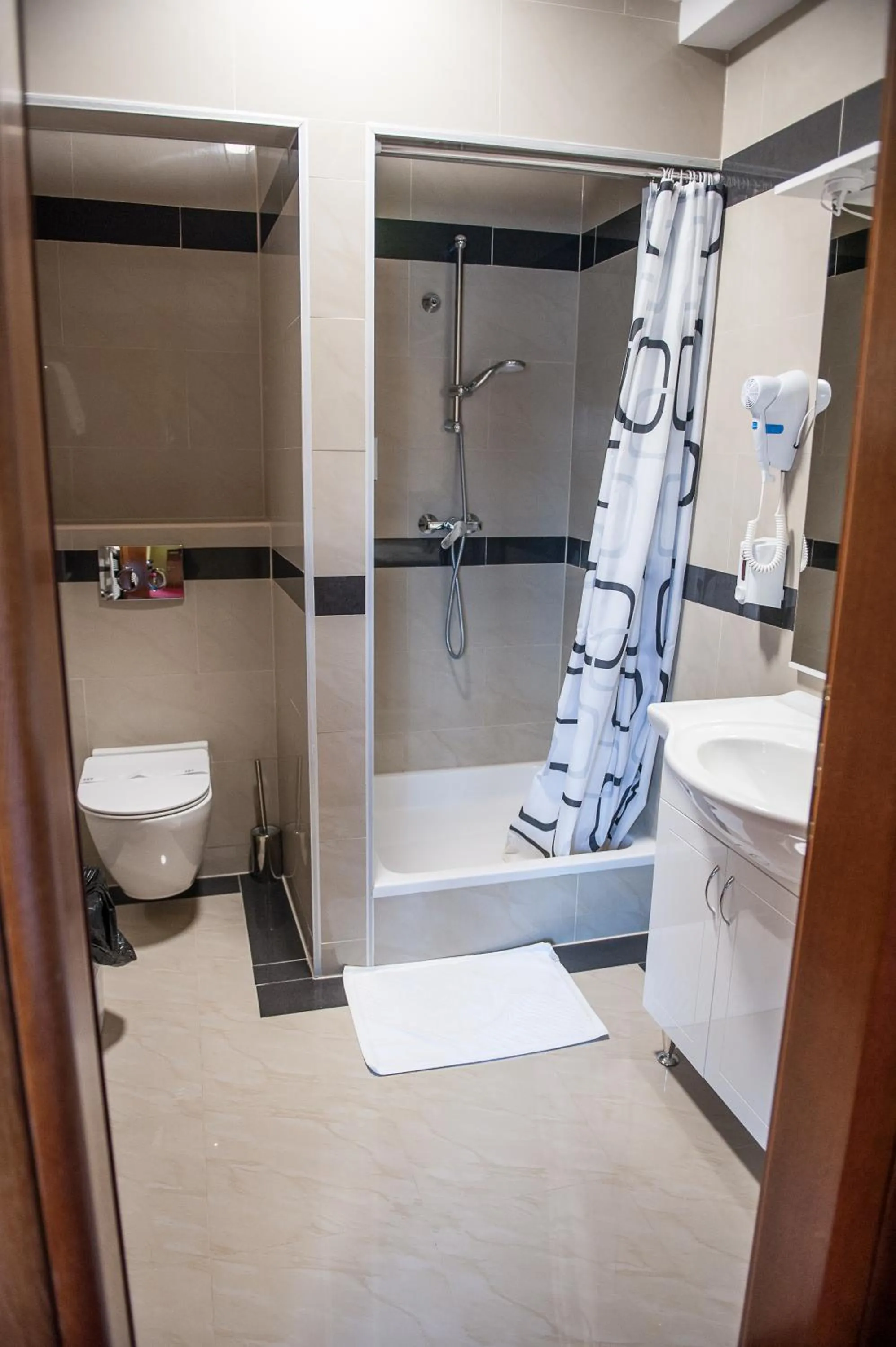 Bathroom in Hotel Europa