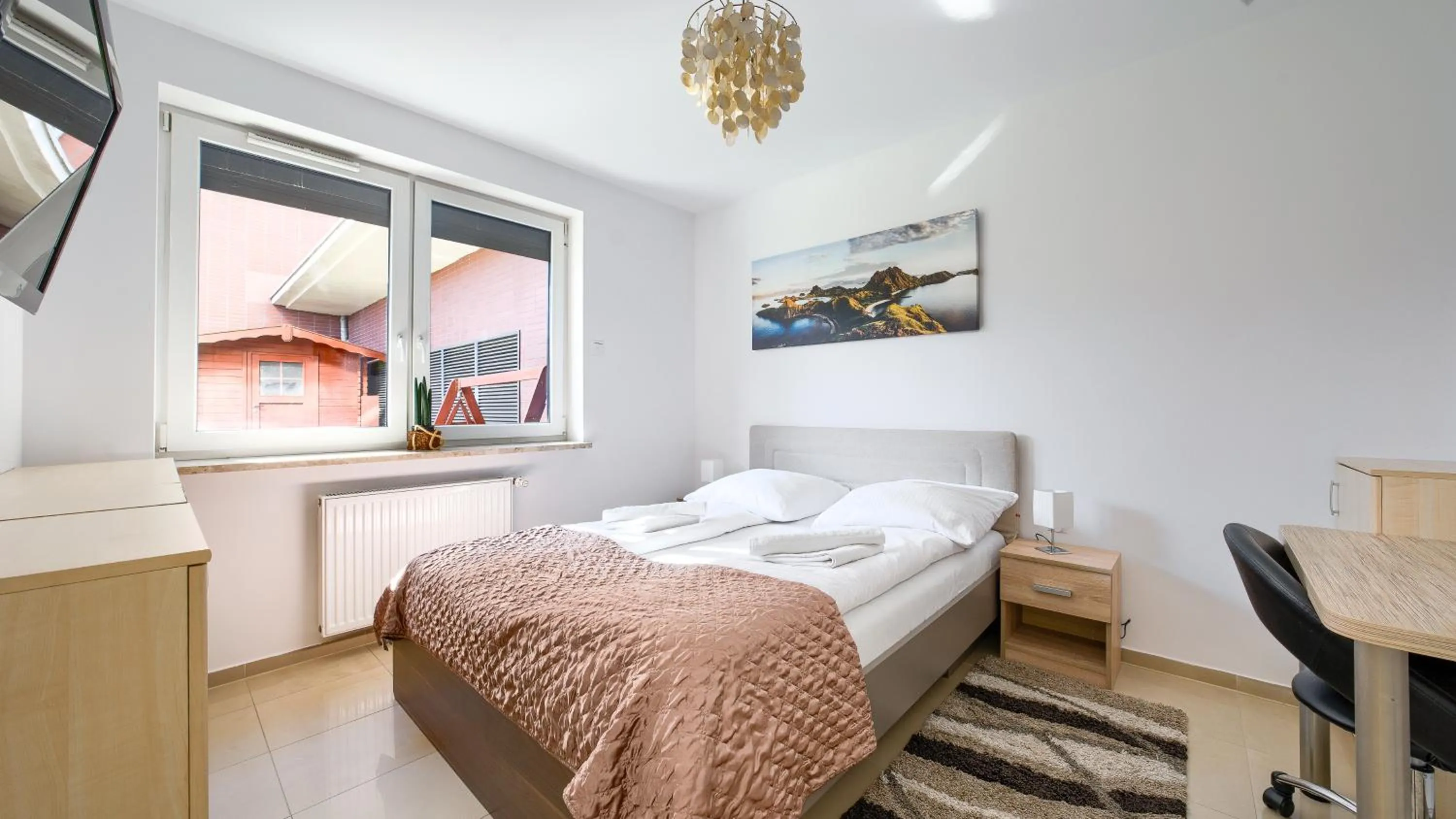 Bed in Kołobrzeg Jantar, Sun & Snow