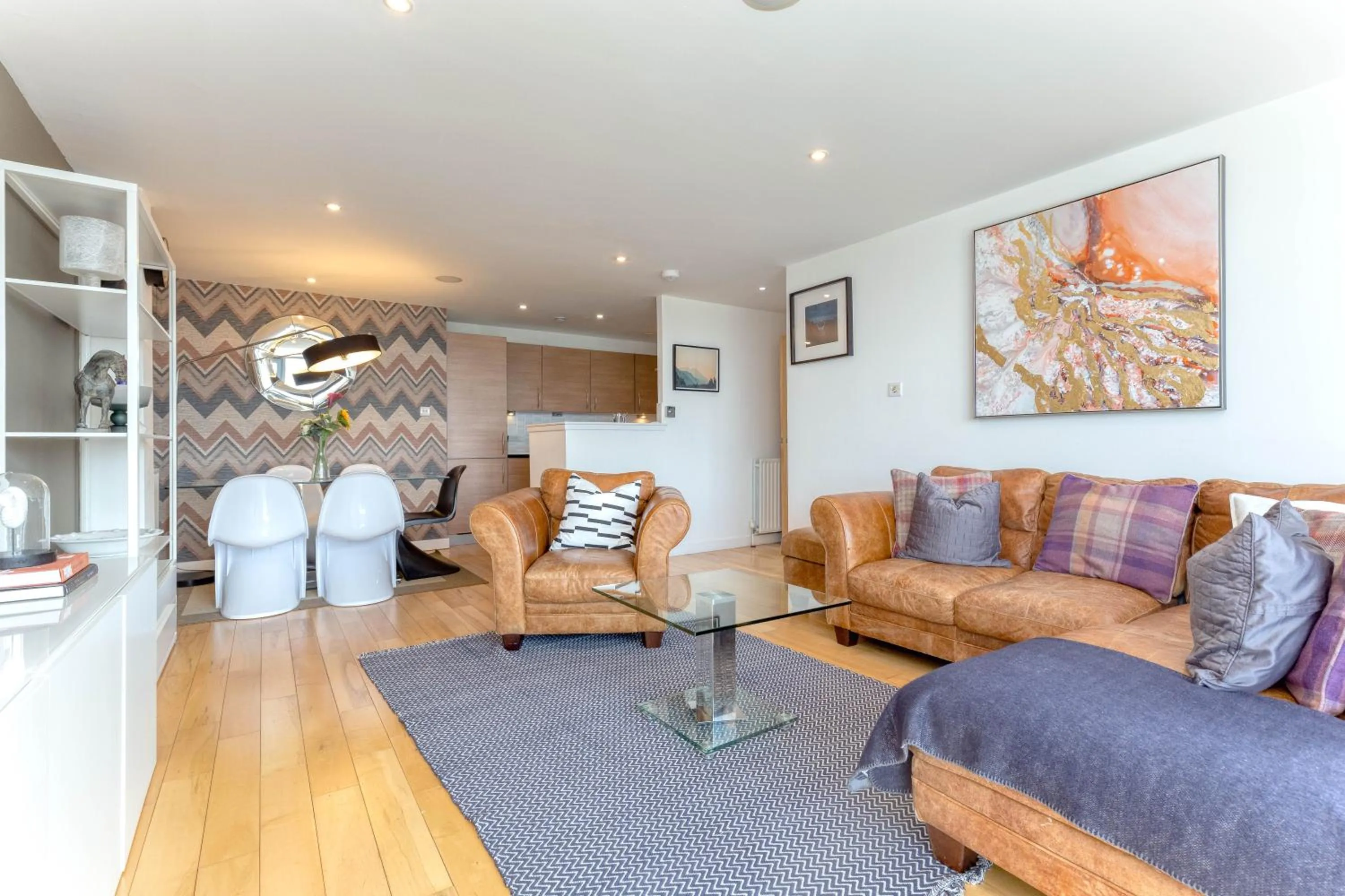 SECC Hydro Executive 7 Apartment