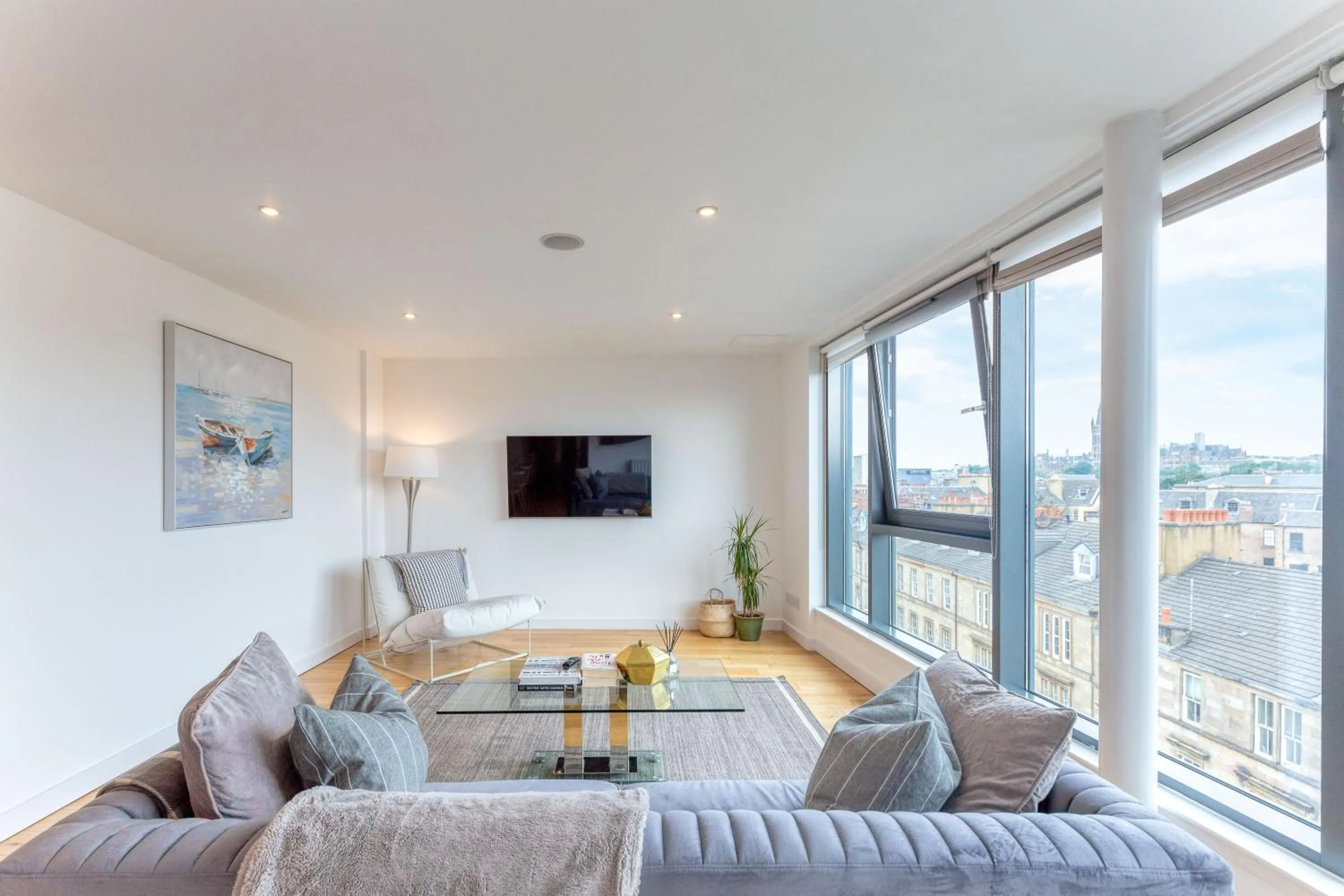 SECC Hydro Executive 7 Apartment