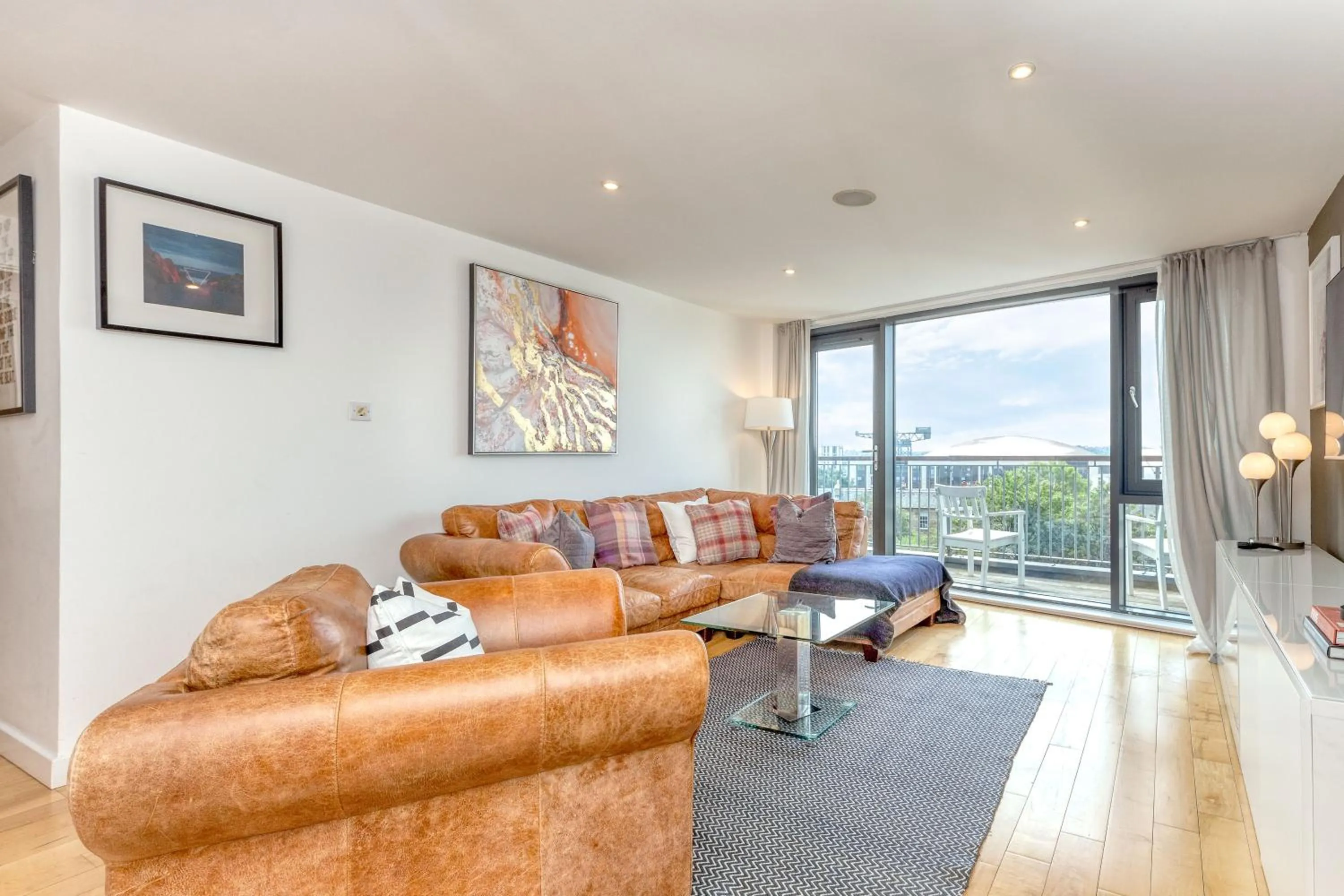 SECC Hydro Executive 7 Apartment