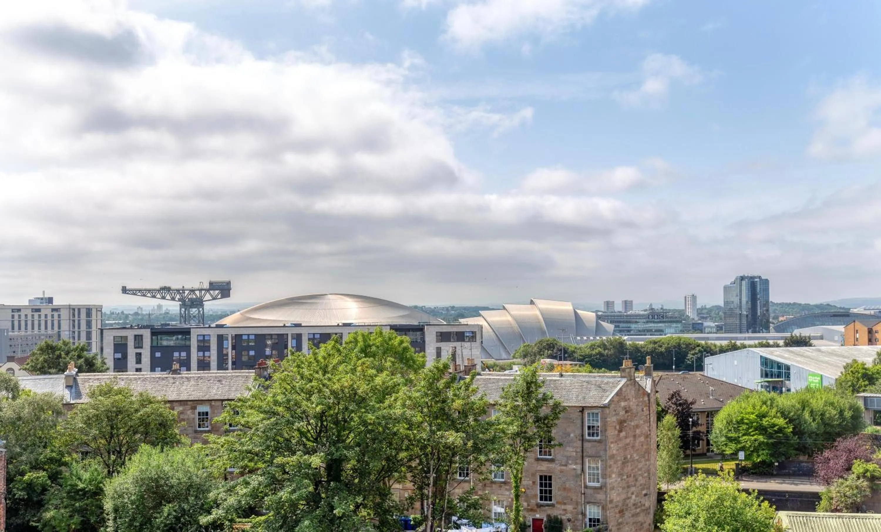 SECC Hydro Executive 7 Apartment