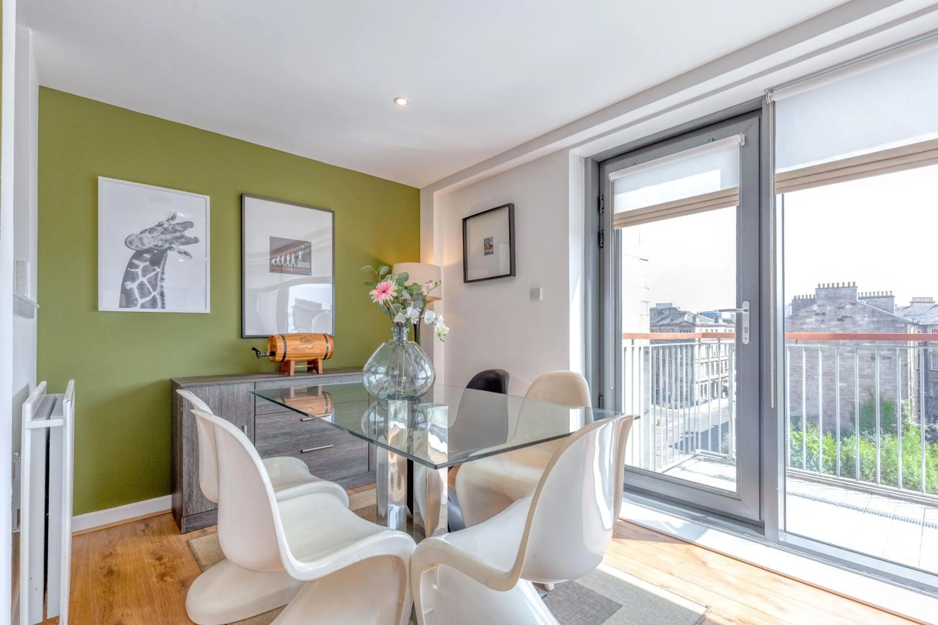 SECC Hydro Executive 7 Apartment