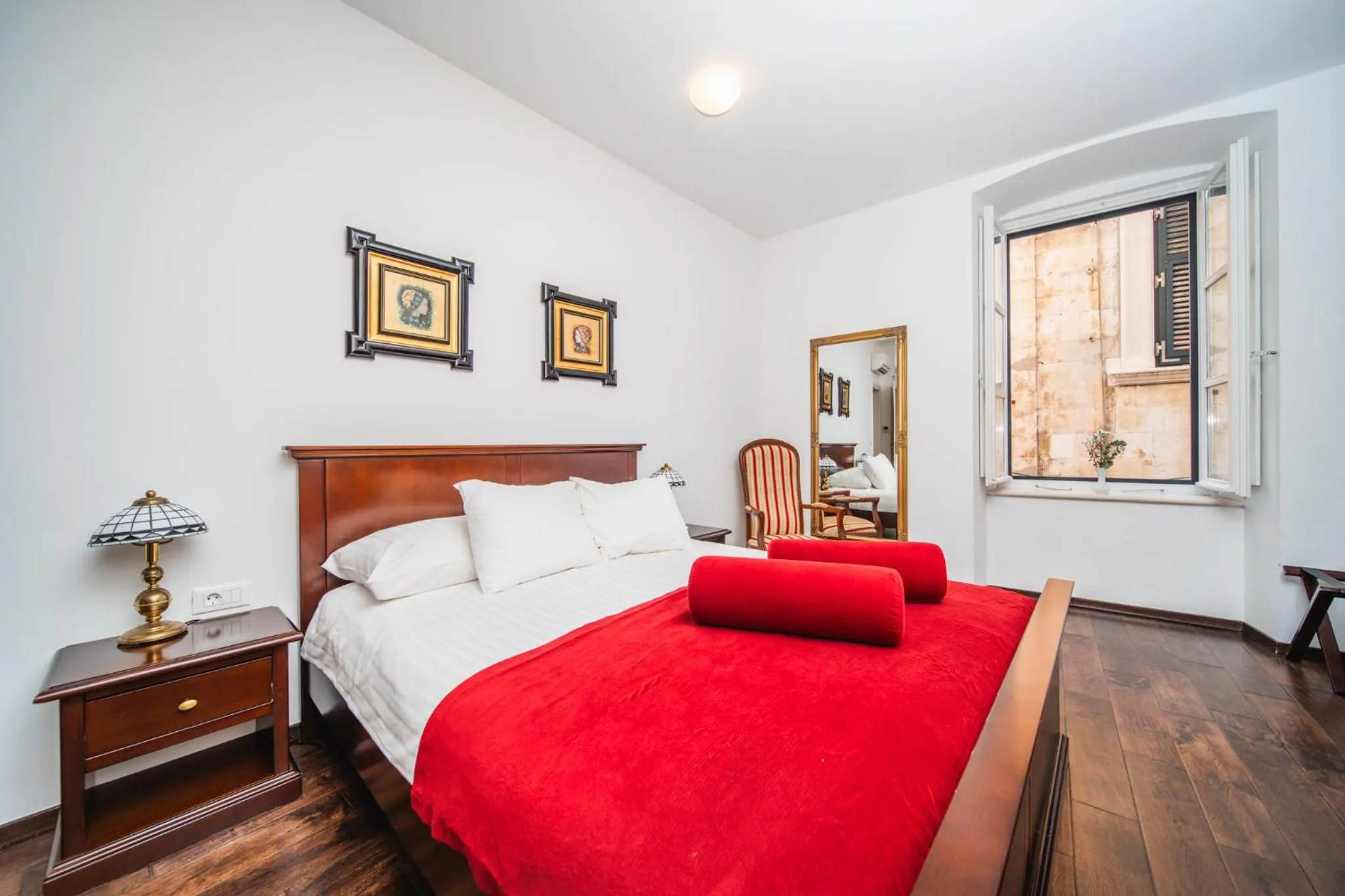 Bed in SUNce Palace Apartments with free offsite parking