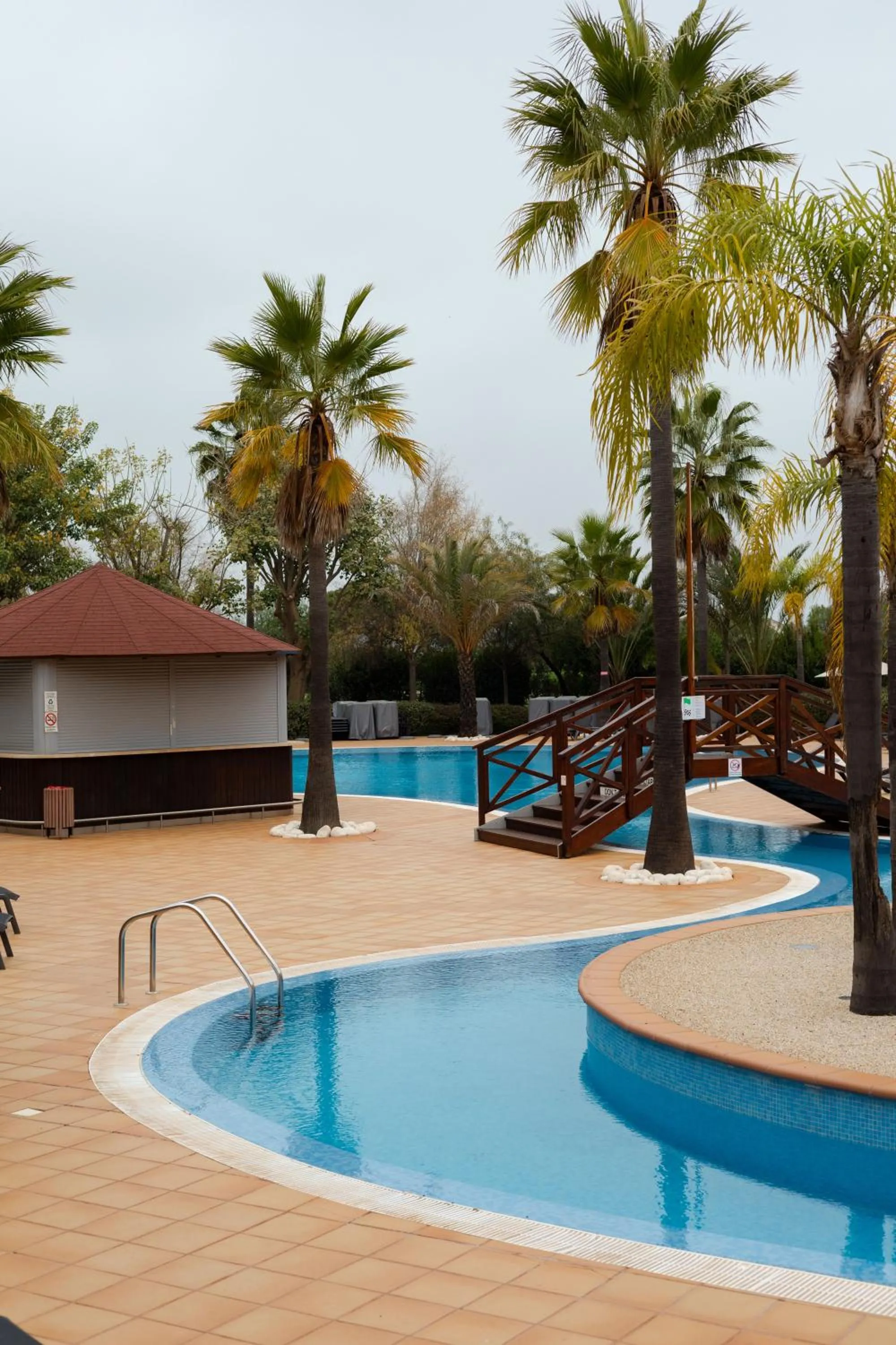 Swimming pool in The Residences at Victoria by Tivoli