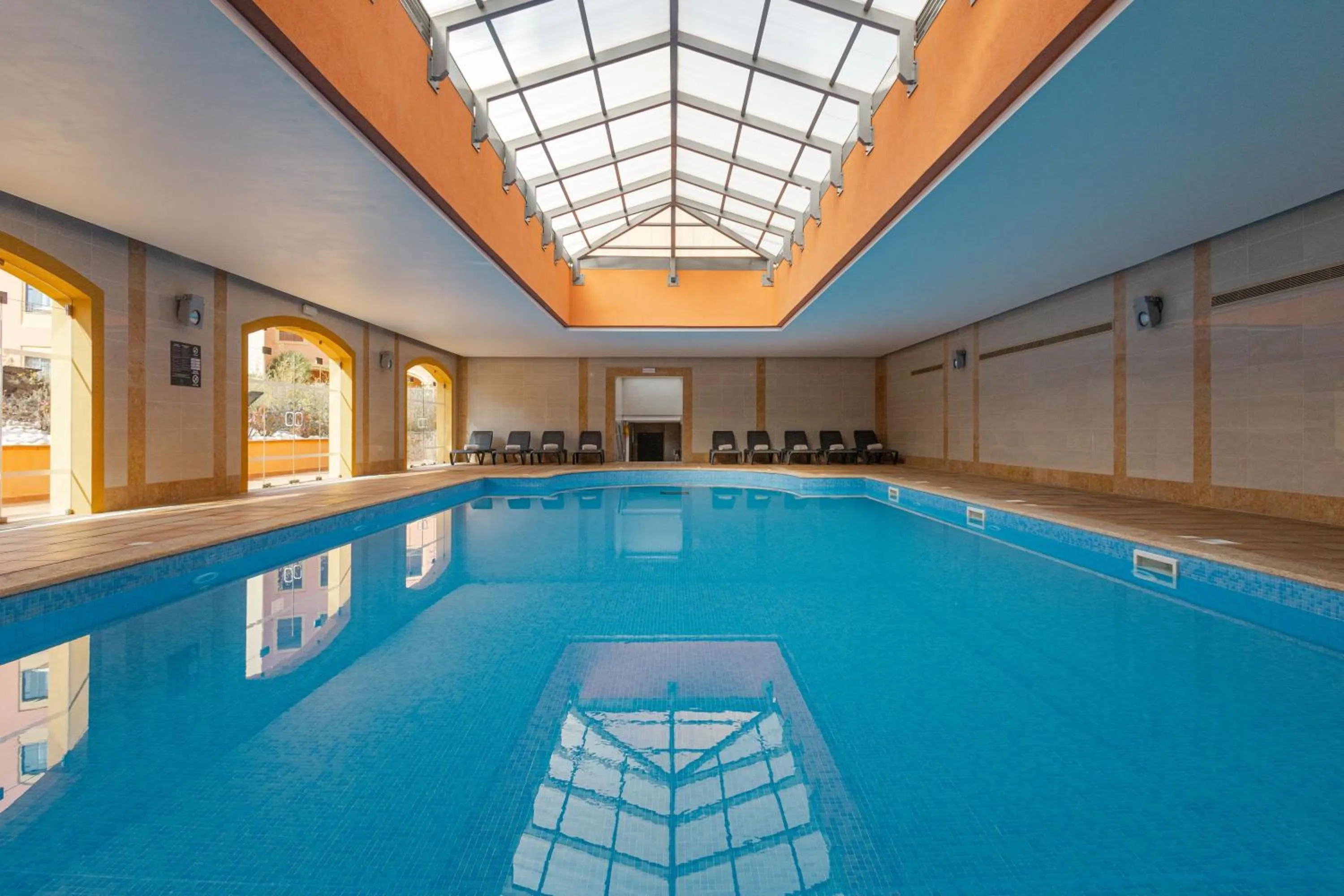 Swimming pool in The Residences at Victoria by Tivoli