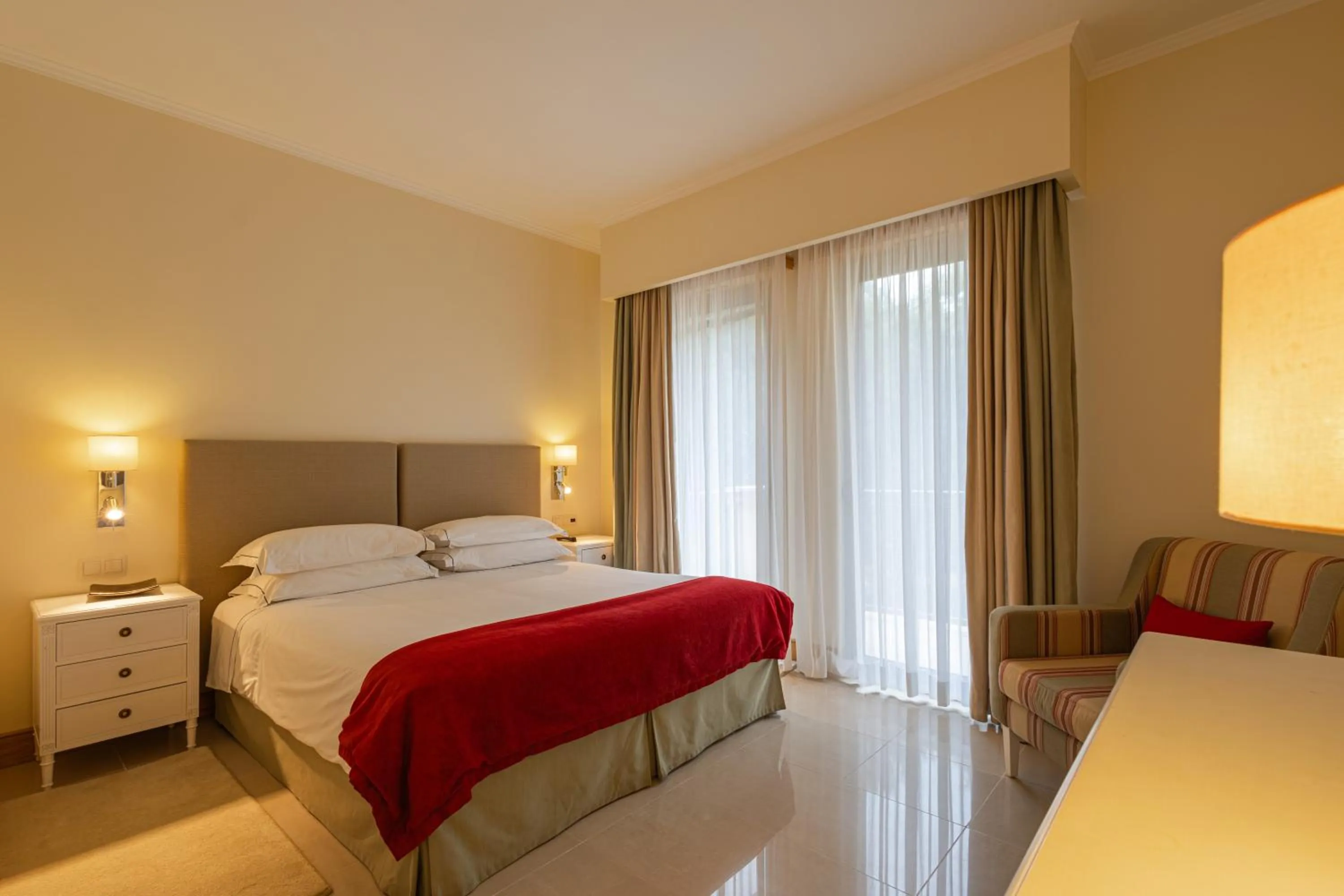 Bedroom, Bed in The Residences at Victoria by Tivoli