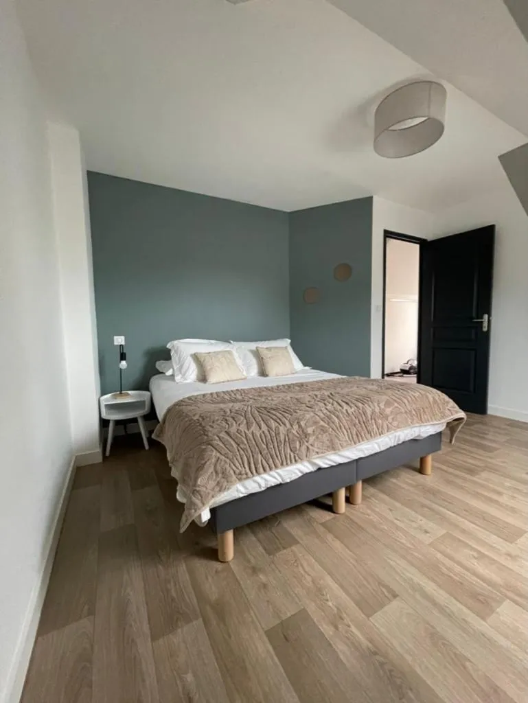 Bed in Ducey Appart'Hôtel - Les Rivières