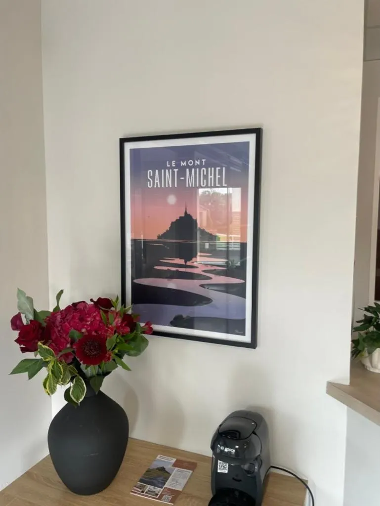 Lobby or reception in Ducey Appart'Hôtel - Les Rivières