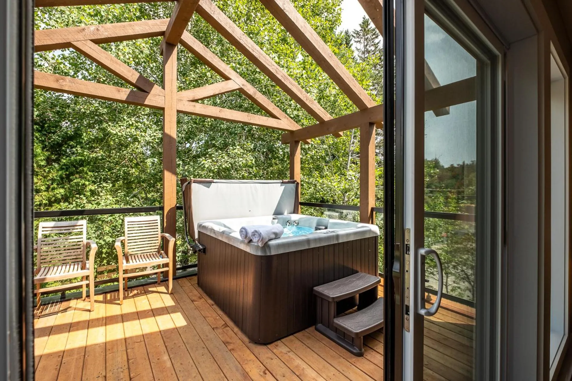 Hot Tub in Les Chalets Sauvignon