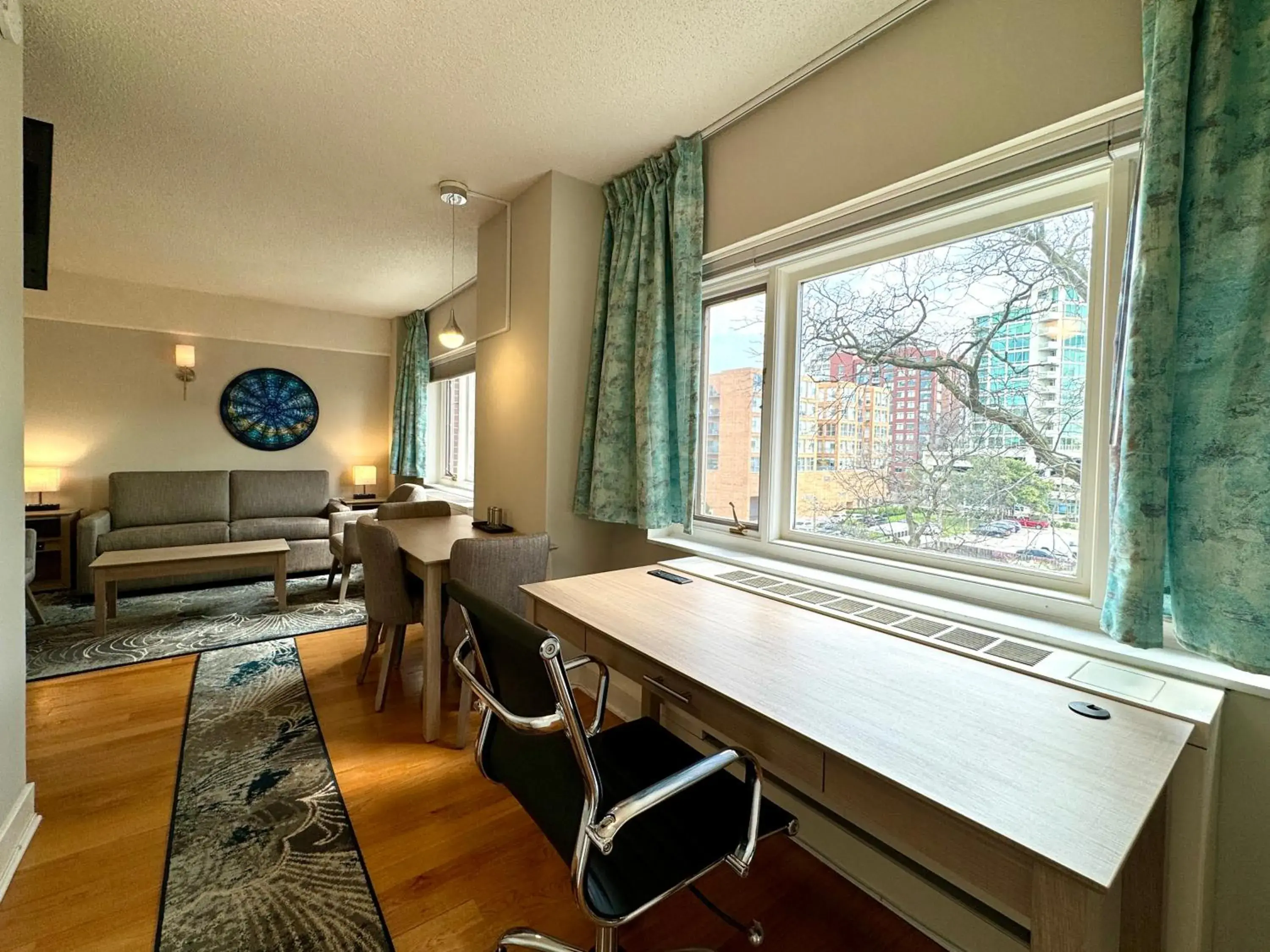 One-Bedroom Deluxe Two Bed XL Suite in The GEM Museum Suites One-Bedroom Deluxe Two Bed XL Suite in The GEM Museum Suites